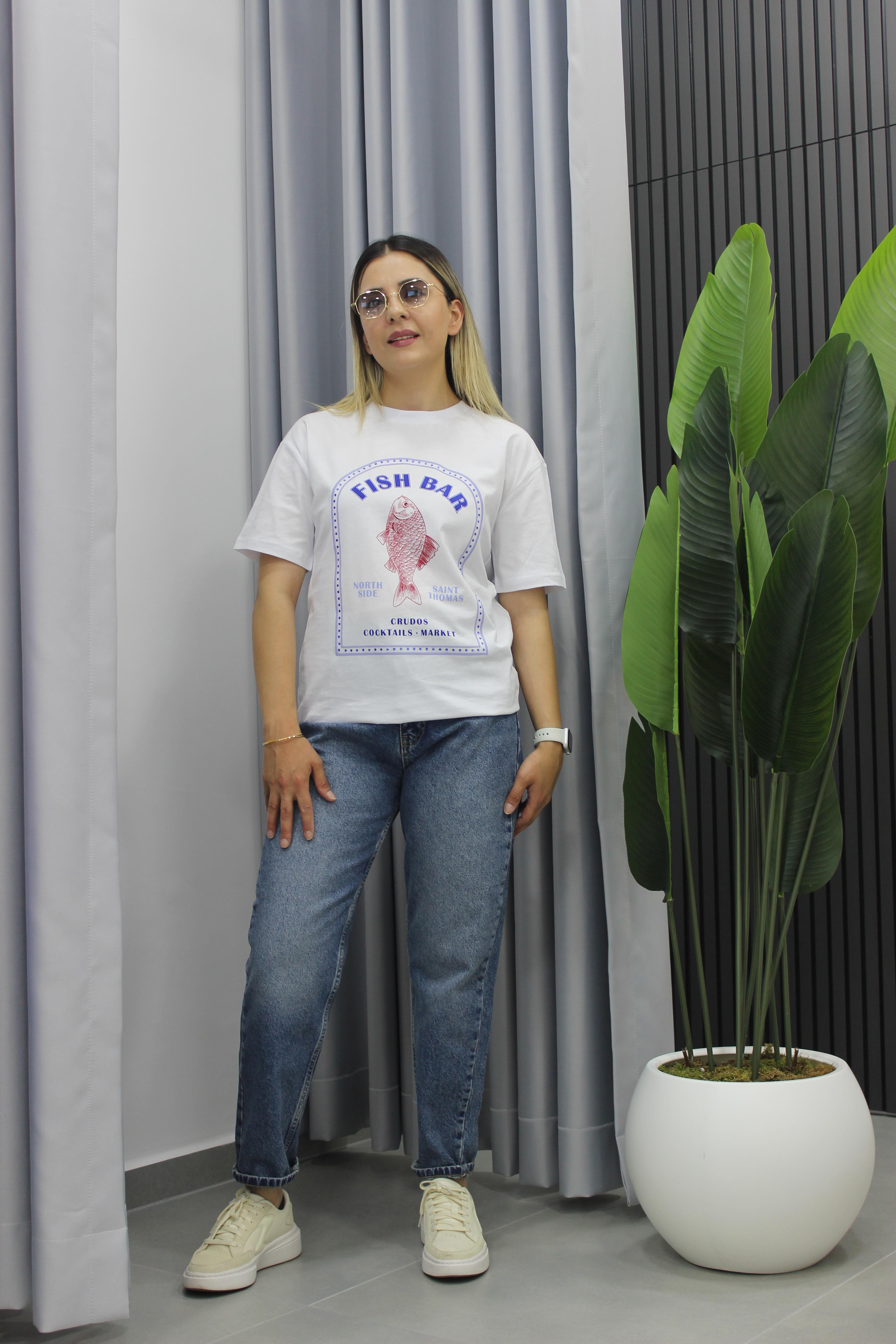 Fish Bar Detaylı Tişört