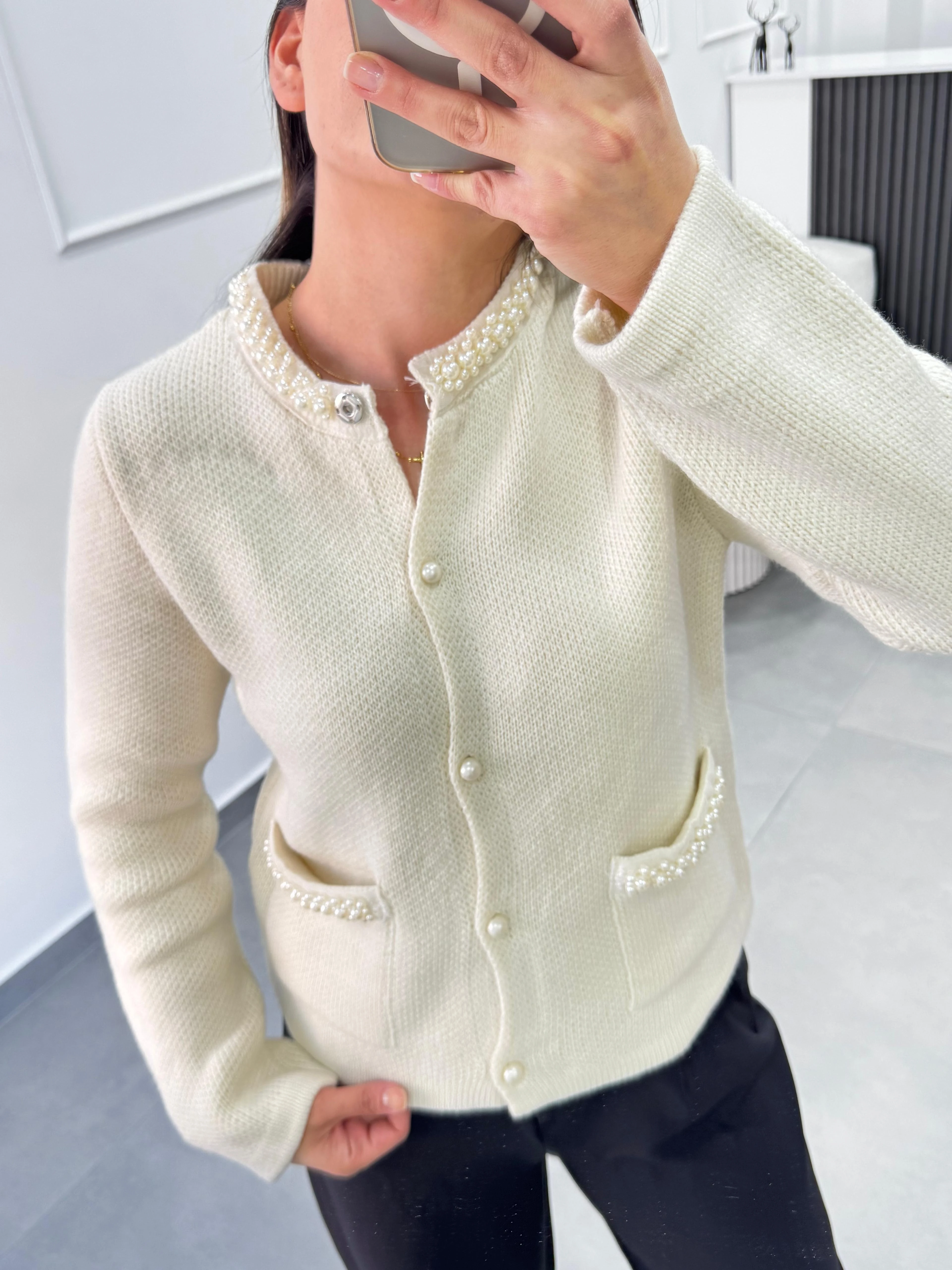 İnci Detaylı Hırka