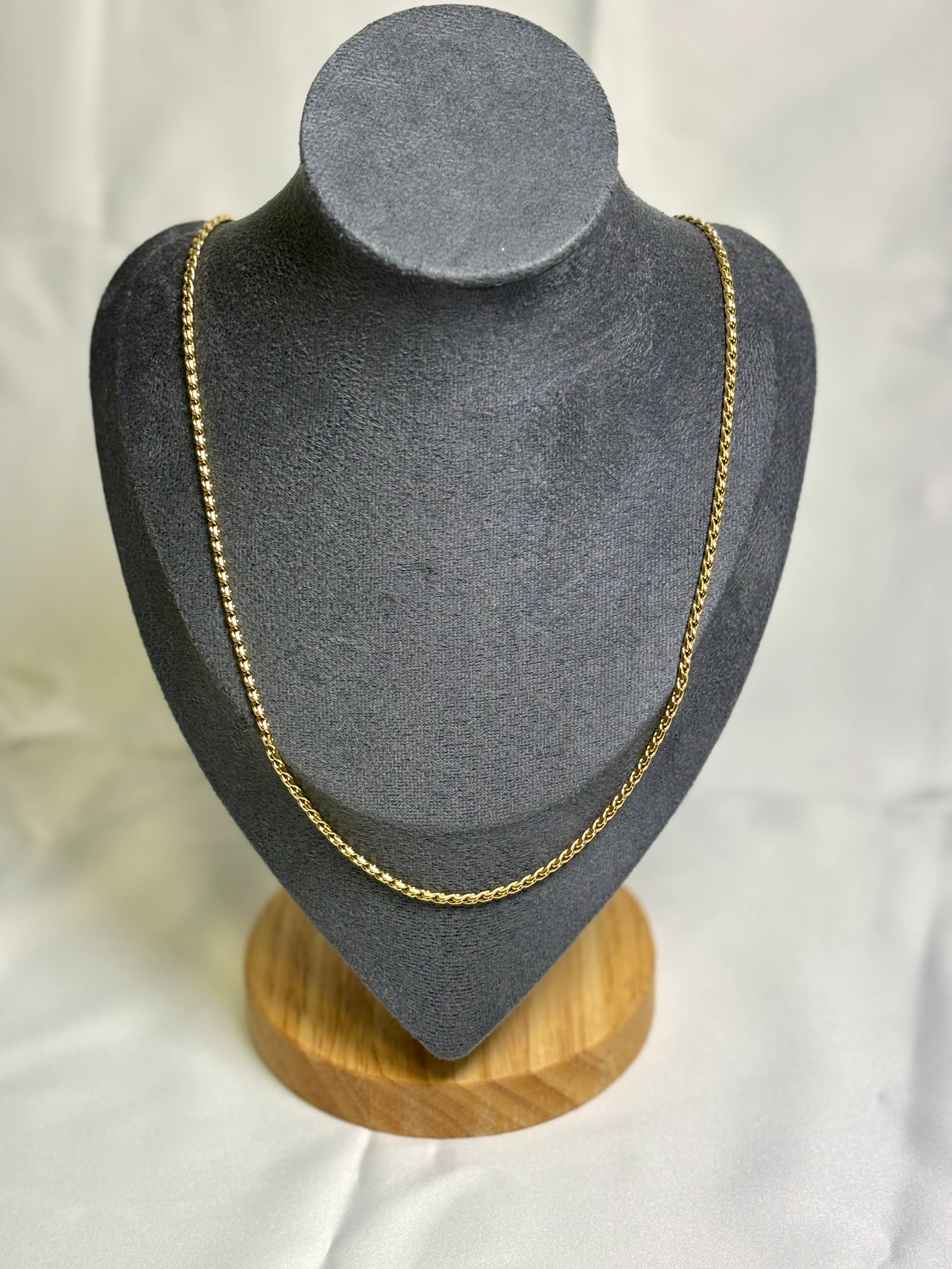 Çelik İnce Burgu Zincir Kolye