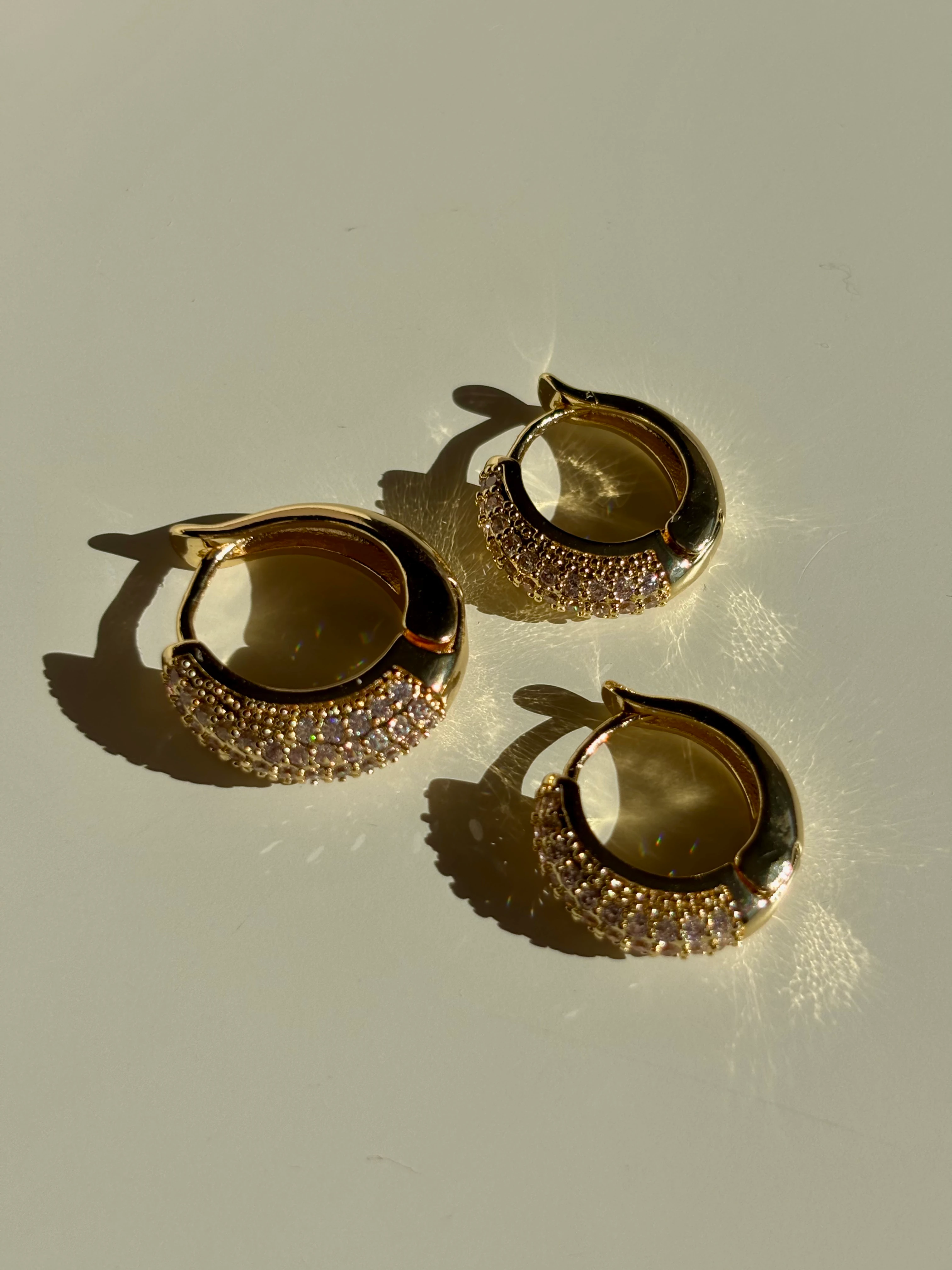 Zirkon Taşlı Gold Üçlü Yüzük