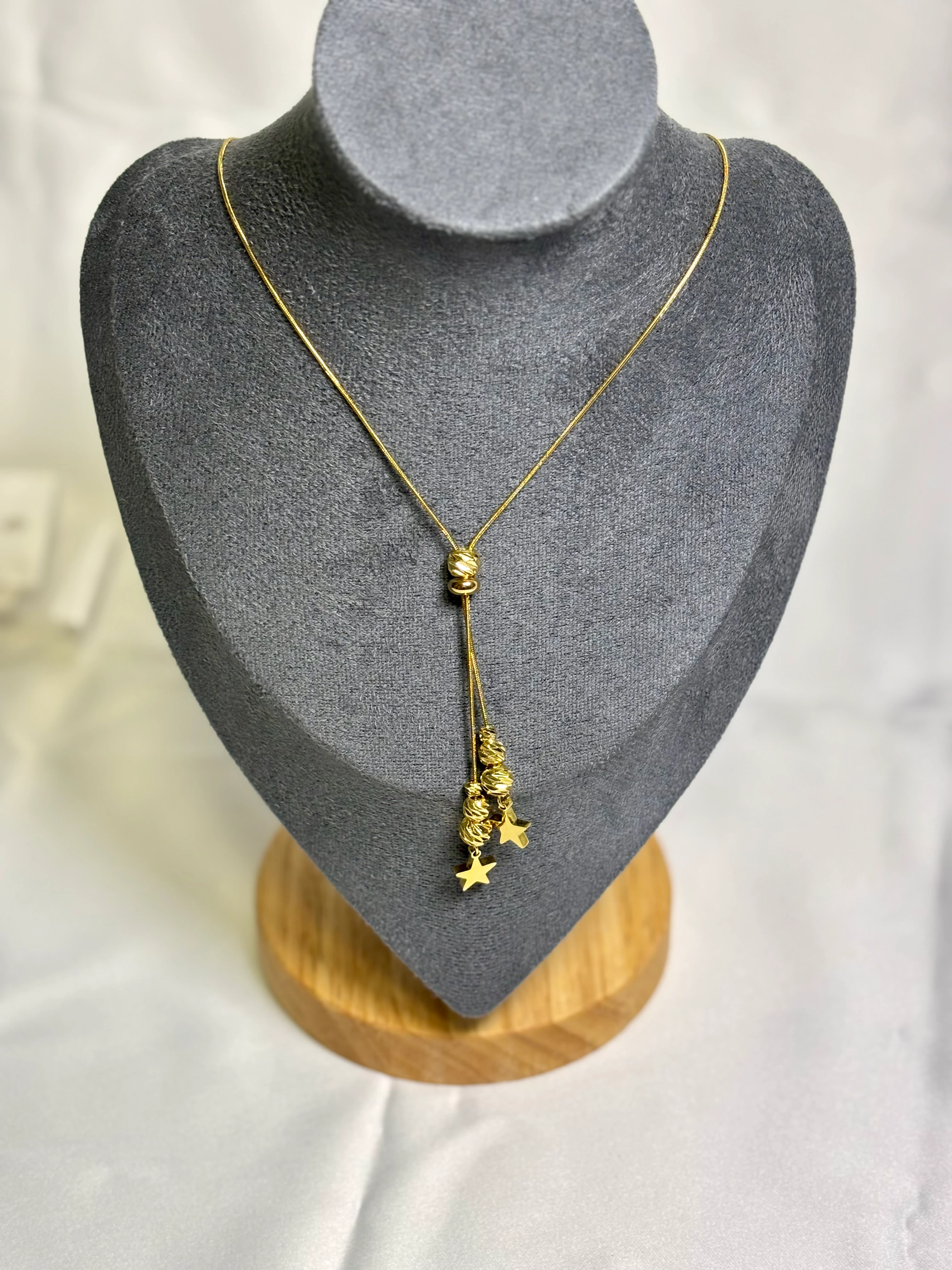 Gold Dorika Yıldız Uçlu Asansör Kolye