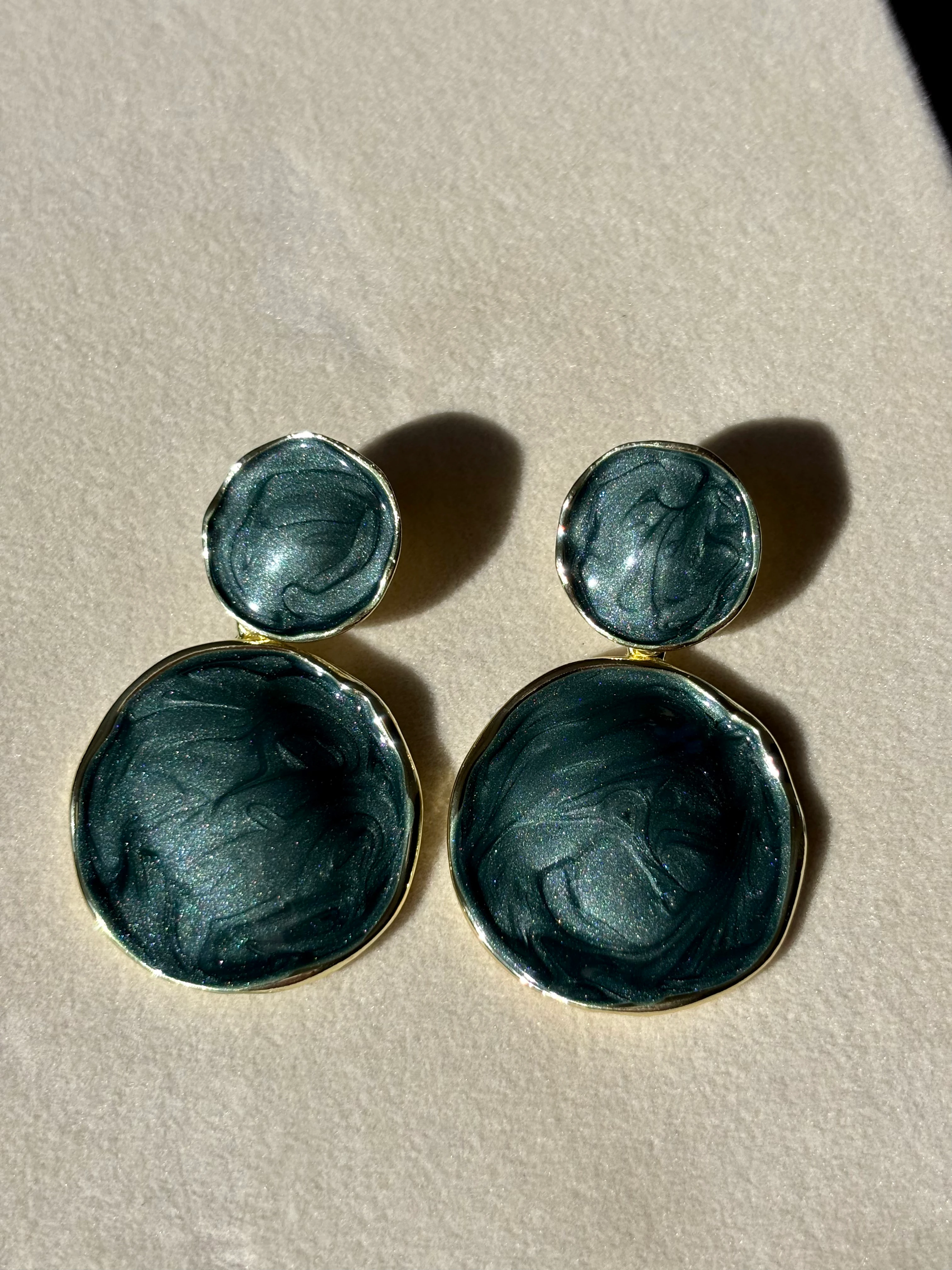 Yuvarlak Yeşil Küpe