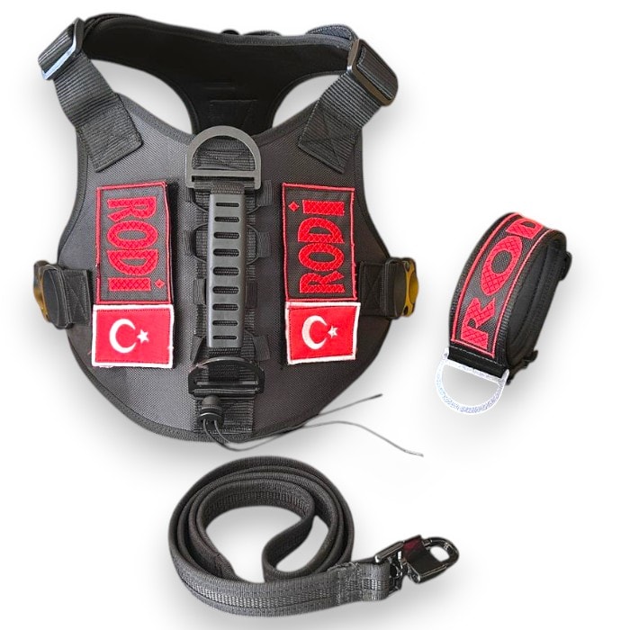 Tactical Köpek Ekipman Seti – Su Geçirmez Kumaş, Özel Nakışlı İsim ve Türk Bayraklı Göğüs Tasması + Boyun Tasması + Gezdirme Kayışı
