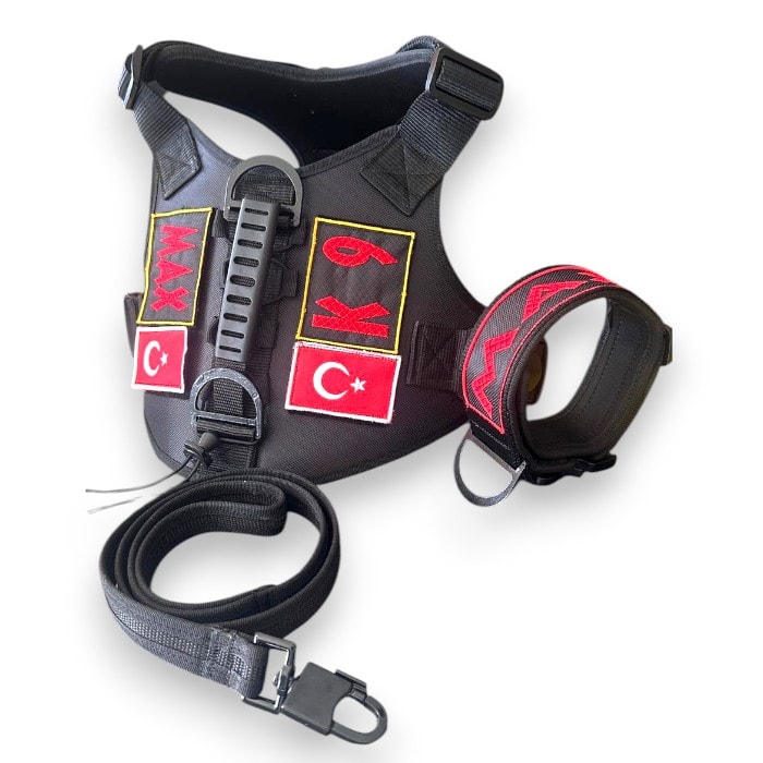 Tactical Köpek Ekipman Seti – Su Geçirmez Kumaş, Özel Nakışlı İsim ve Türk Bayraklı Göğüs Tasması + Boyun Tasması + Gezdirme Kayışı