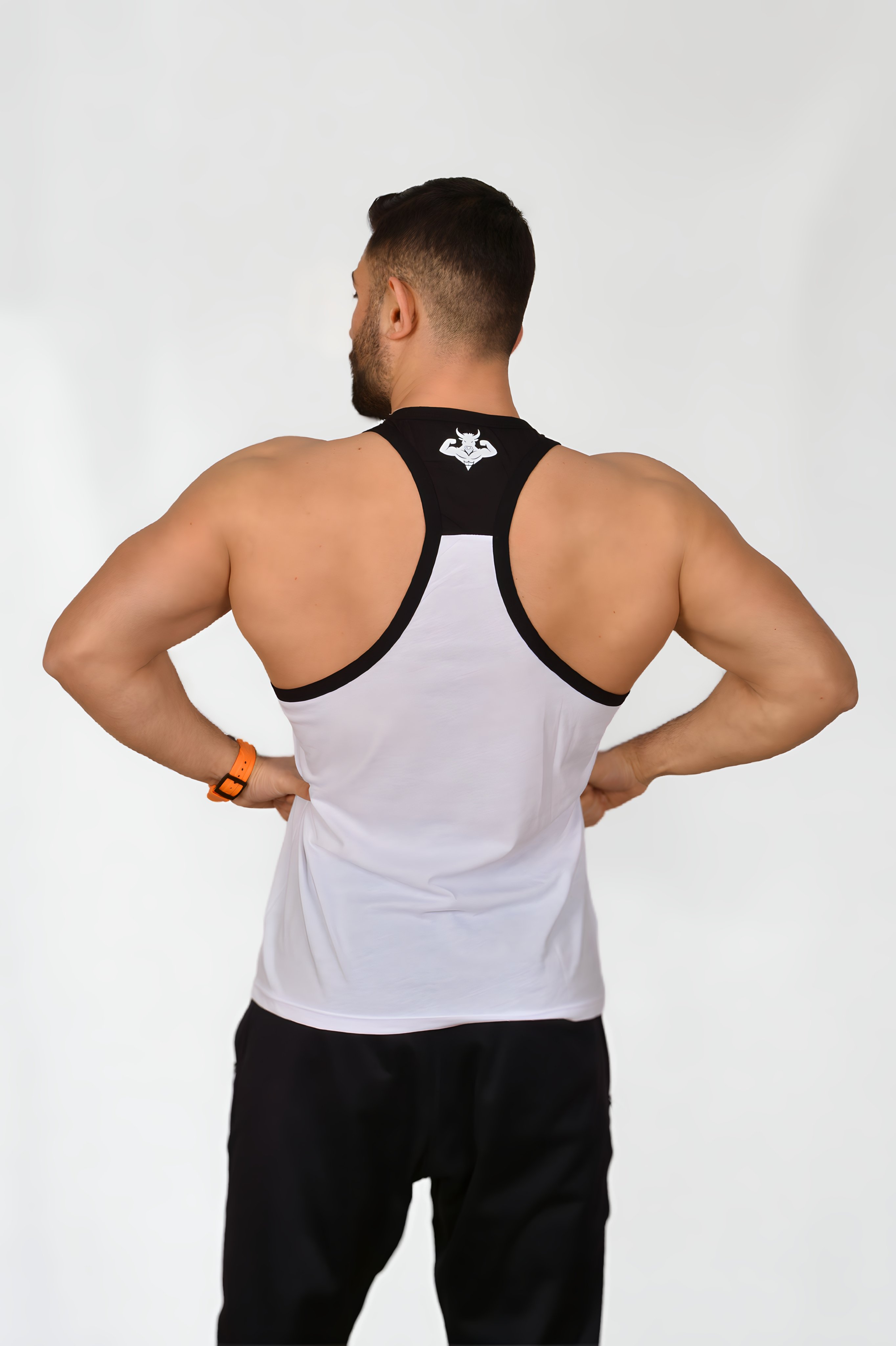 Big Think Beyaz Gym Atleti