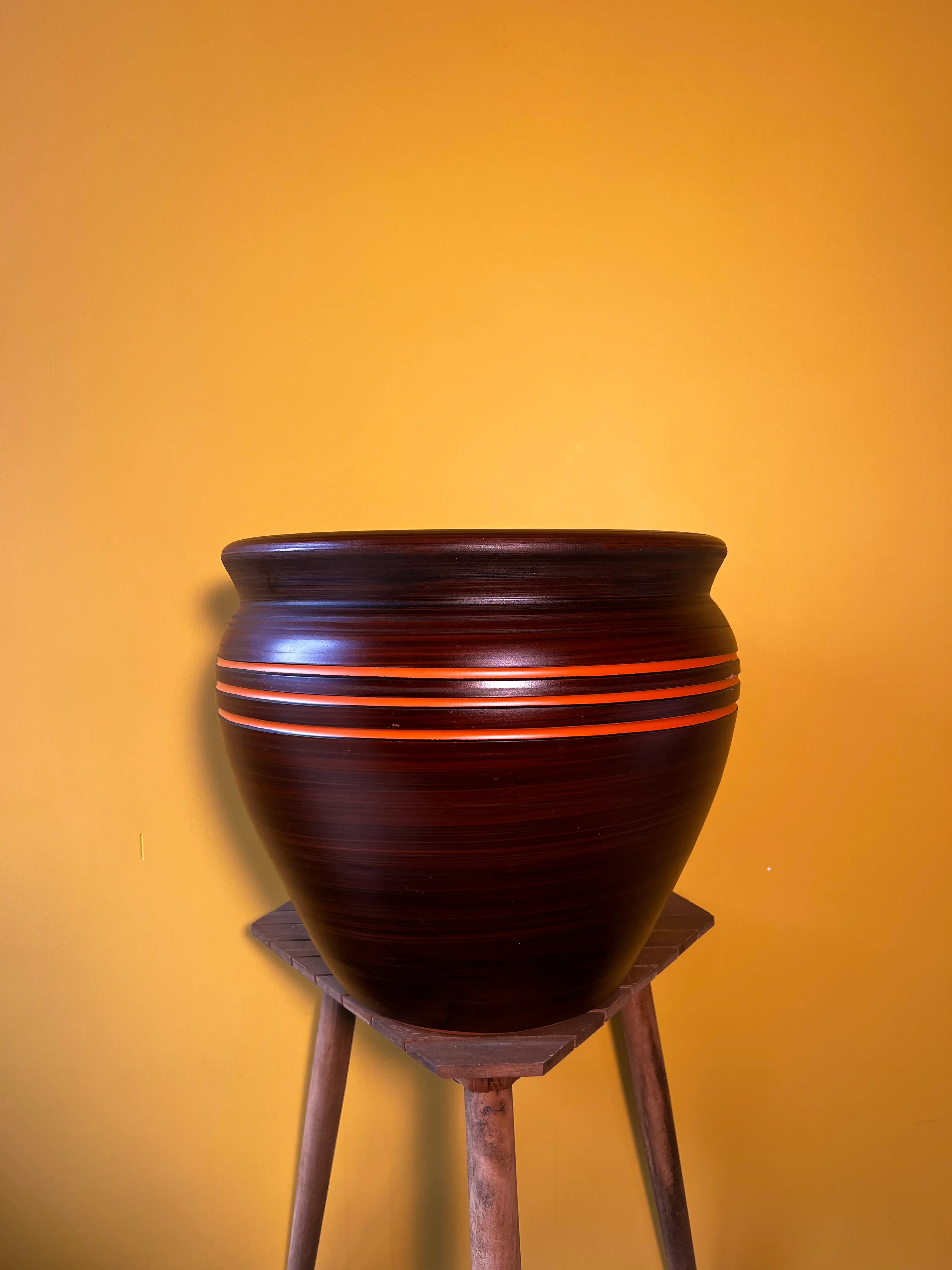 Bakır Çizgili Saksı