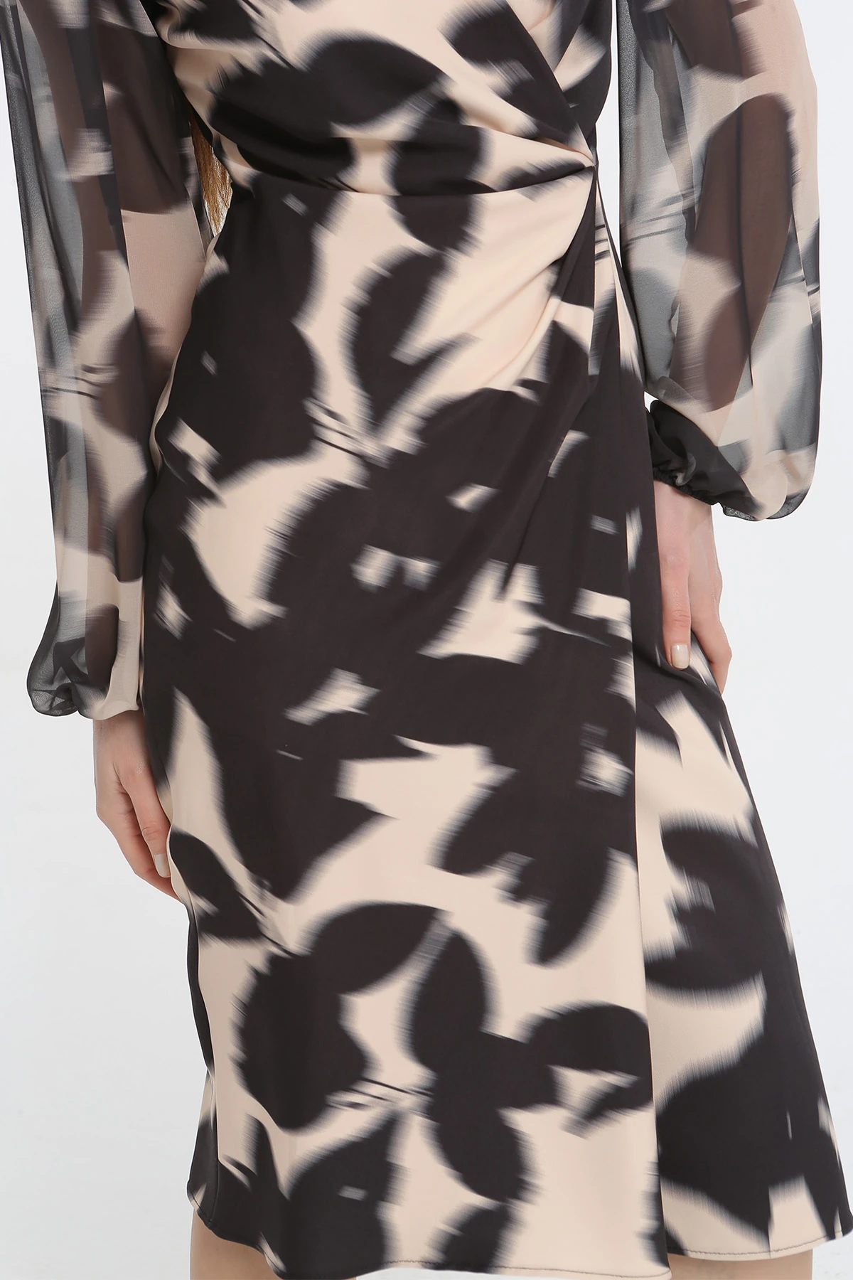 Kolları Şifon Kadın Elbise - SİYAH