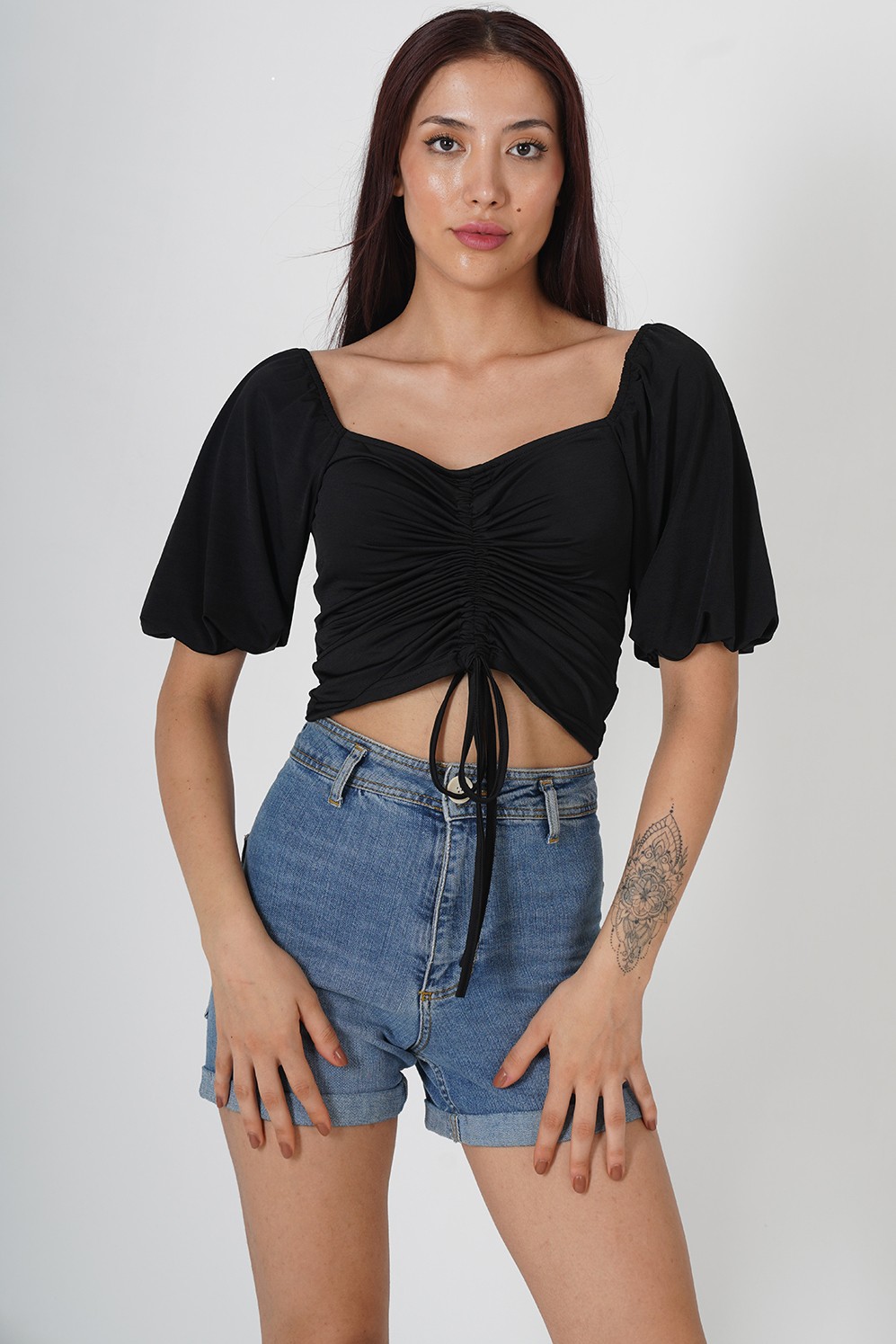 BAĞCIK DETAYLI CROP BLUZ