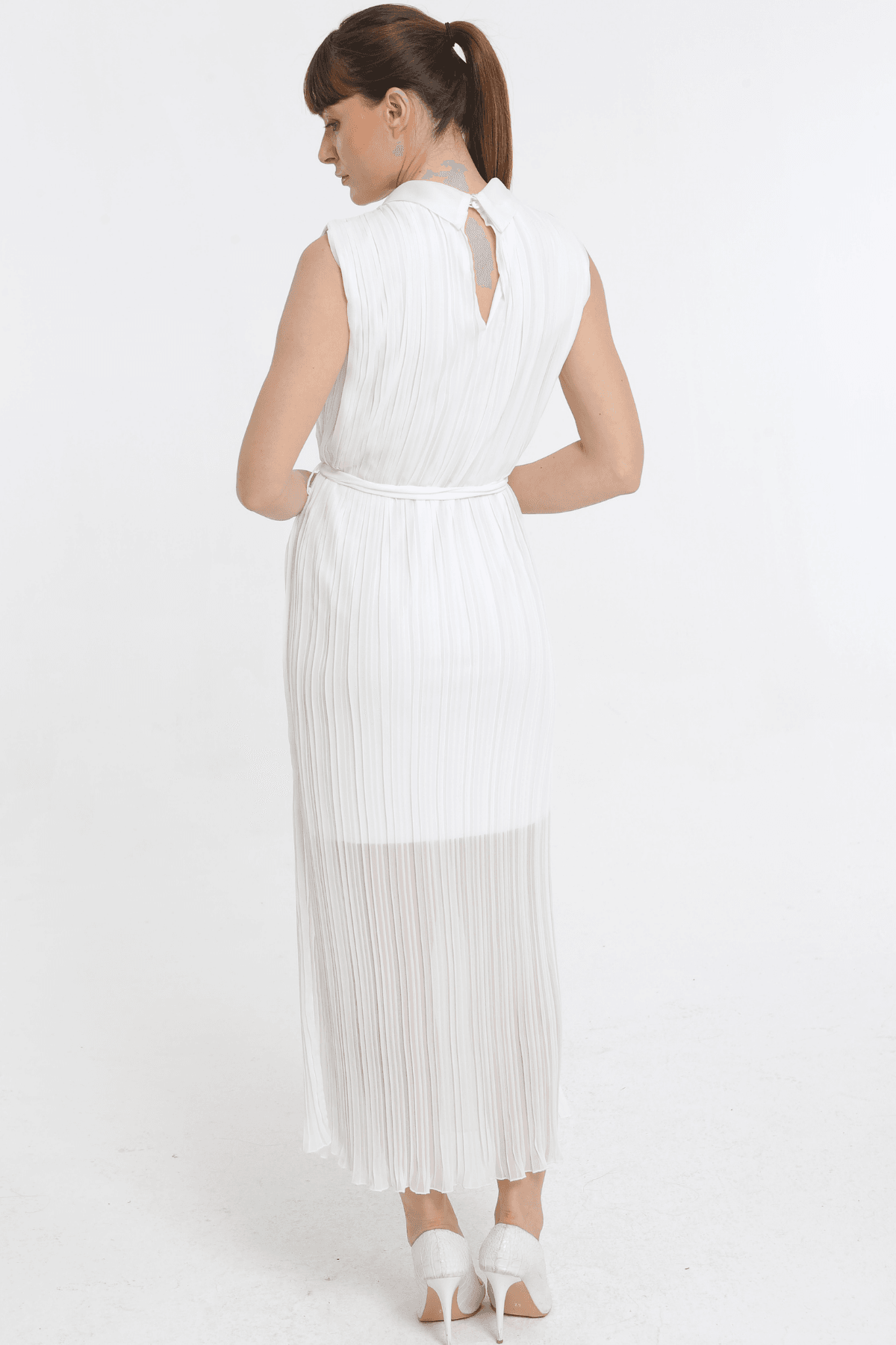 ELEGANT & CHIC BEYAZ PLİSE ELBISE