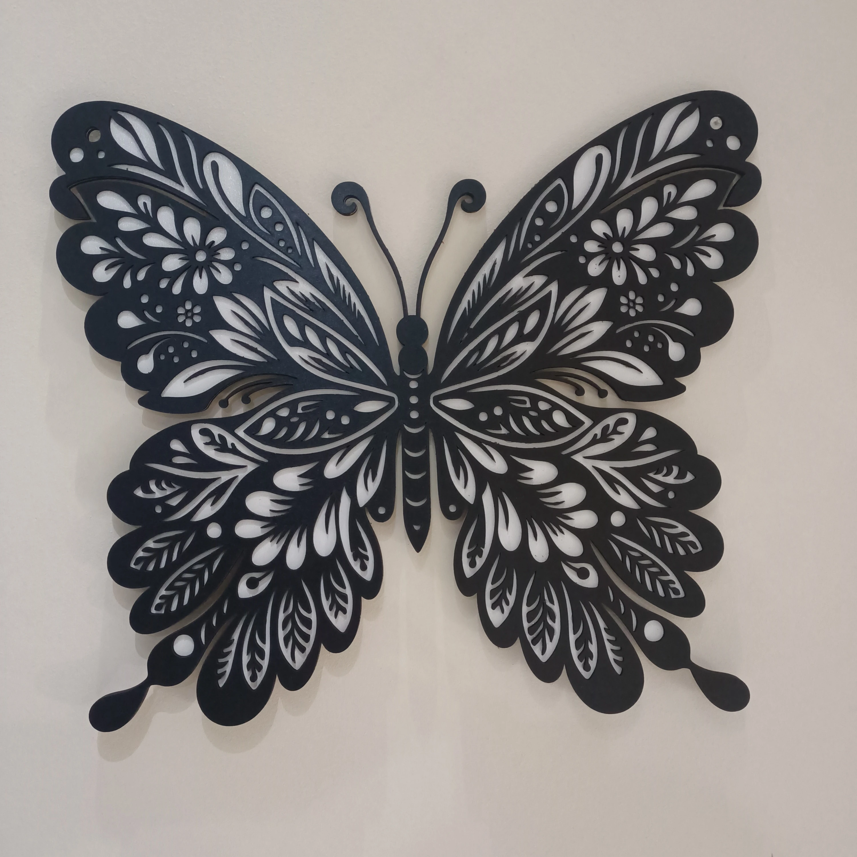 Kelebek Duvar Süsü DS-KLBFLORAL-001