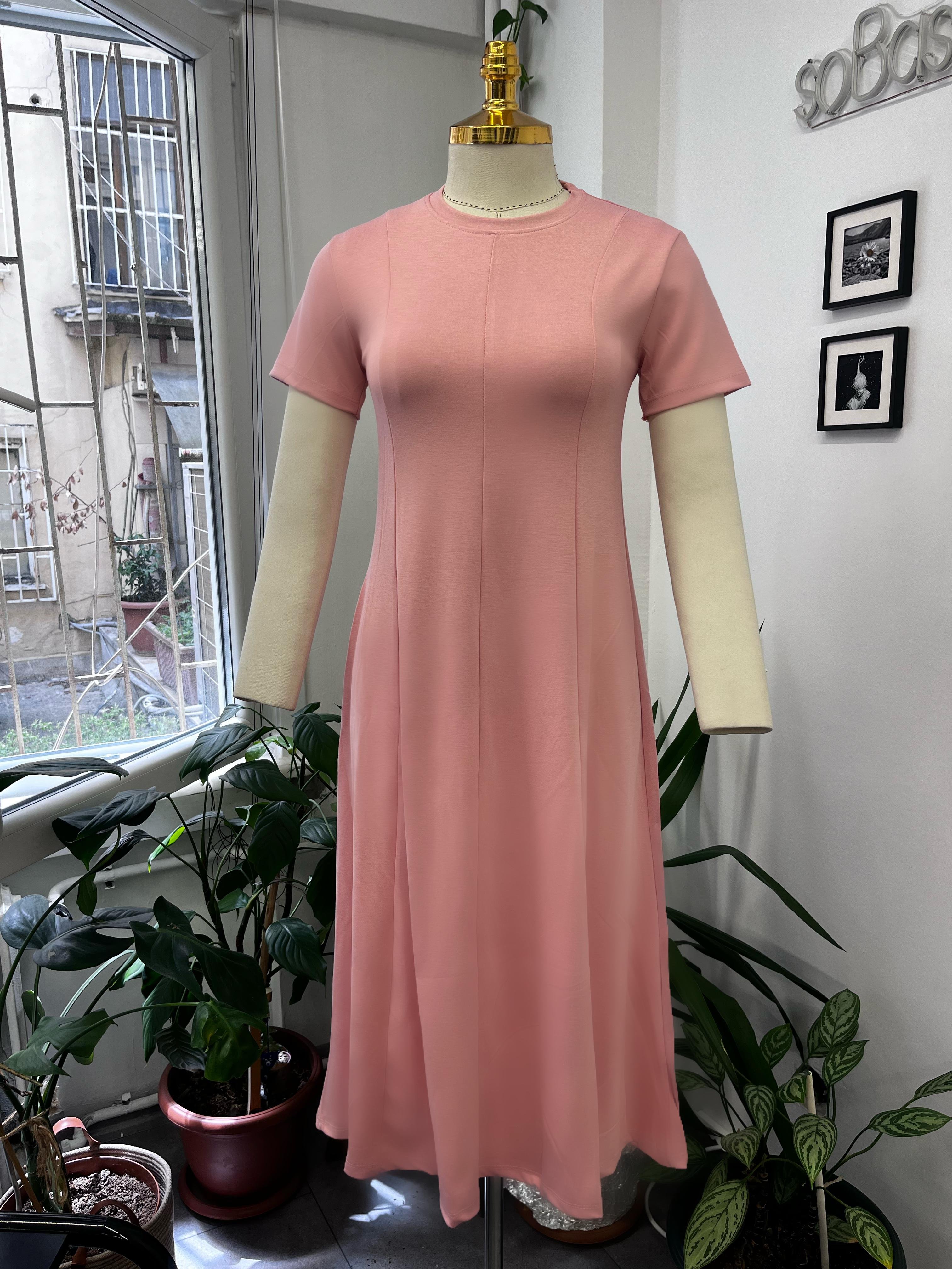 BİSİKLET YAKA KISA KOLLU DİKİŞ DETAYLI MODAL KUMAŞ KLOŞ ELBİSE - Pembe