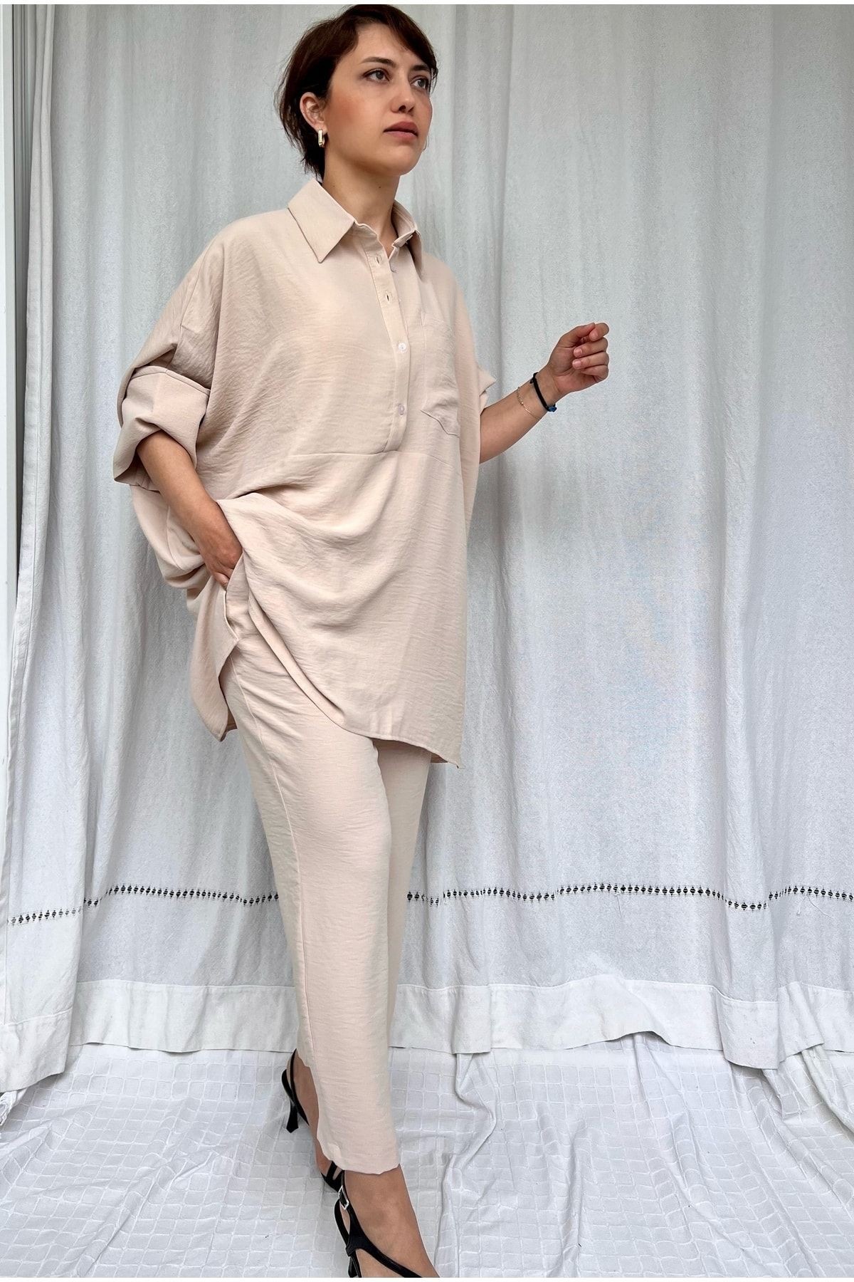 Bej Gömlek Yakalı Cep Detaylı Pantolon Bluz Comfort Ikili Takım