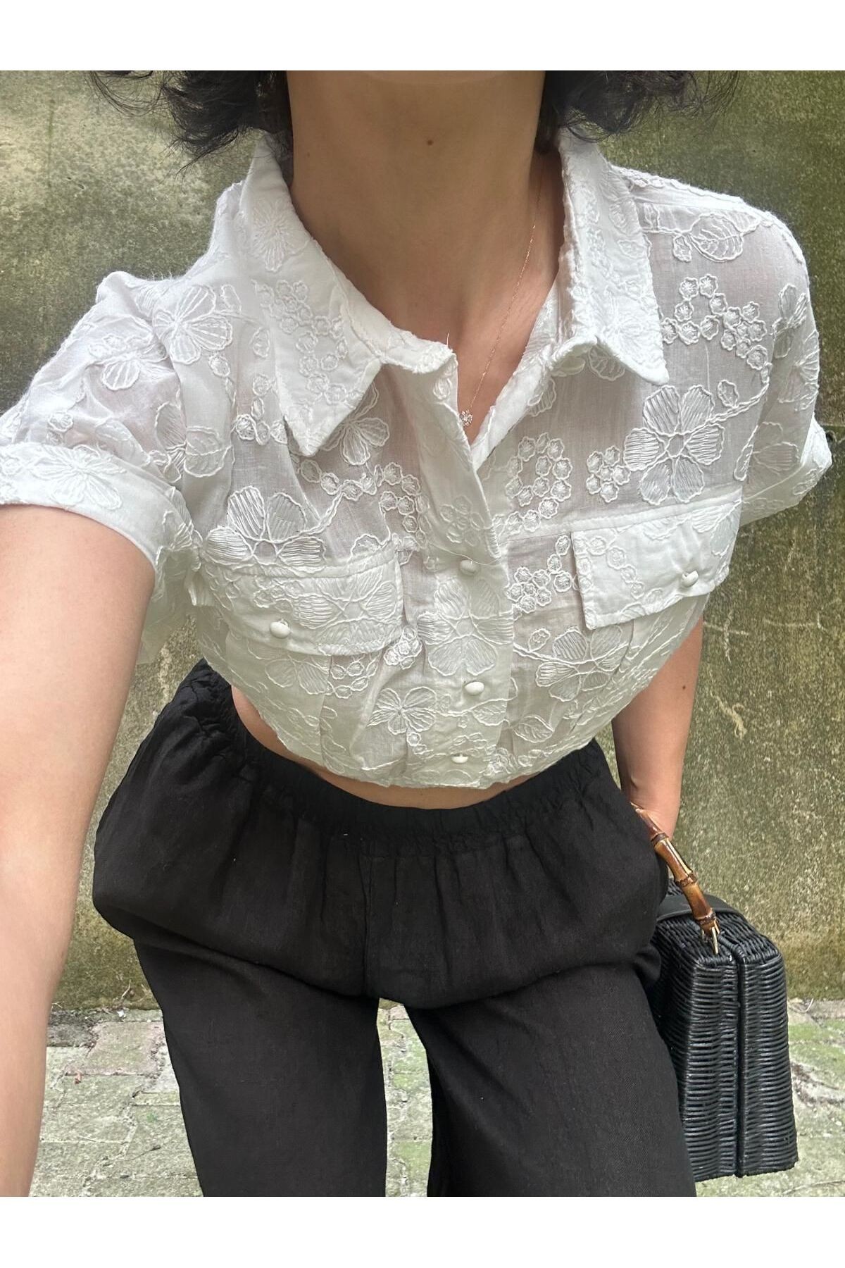 Gömlek Yaka Beli Lastikli Düşük Kol Crop Bluz - Beyaz