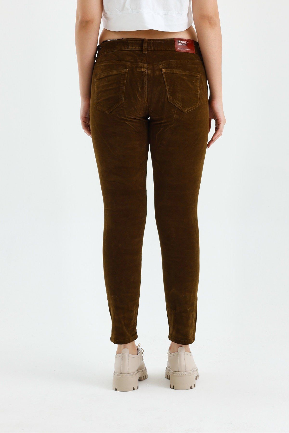 DAR PAÇA  DÜŞÜK BEL SLIM FIT DÜZ KADİFE PANTOLON