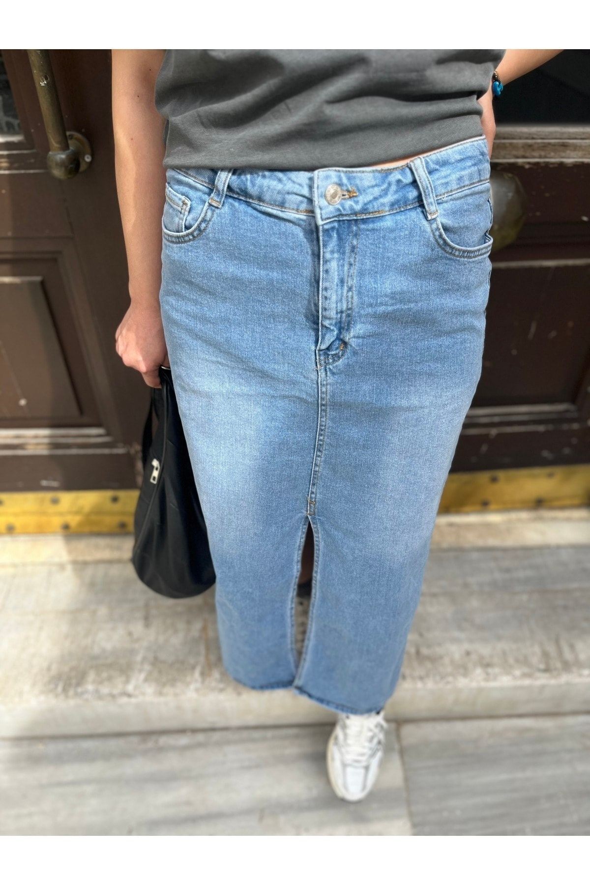 Açık Mavi Jean Önden Yırtmaçlı Denim Kot Kalem Etek