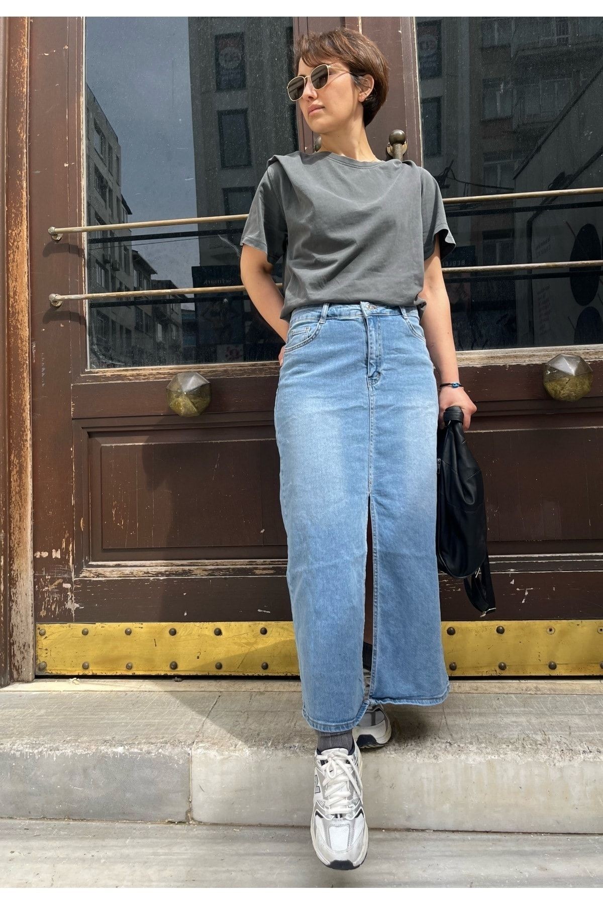 Açık Mavi Jean Önden Yırtmaçlı Denim Kot Kalem Etek