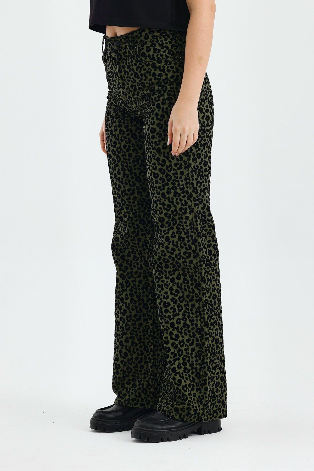 Animal Print Yüksek Bel Flare Paça Leopar Desenli Kadife Pantolon