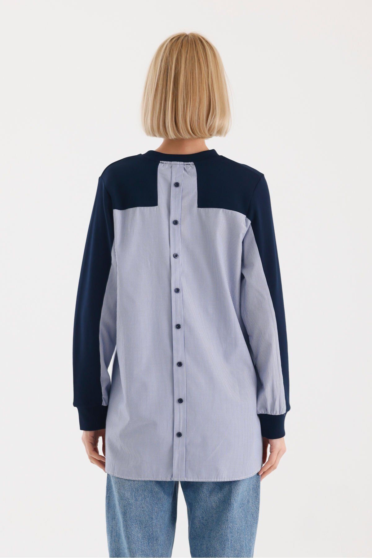 Günlük Tarz Renk Bloklu Poplin Kumaş ve Kuş Gözü Detaylı Relaxed Sweatshirt-M - Lacivert