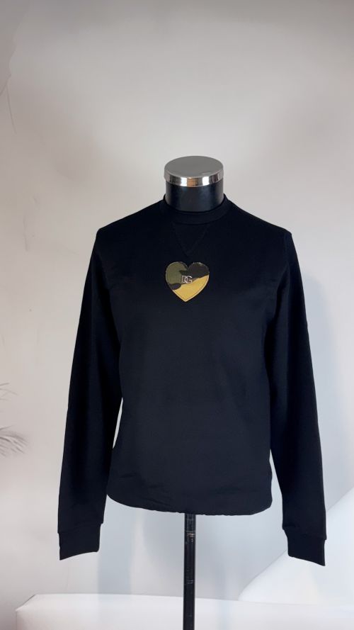 YuvarlakYaka Önünde Kalp ve Marka Logolu Sweatshirt