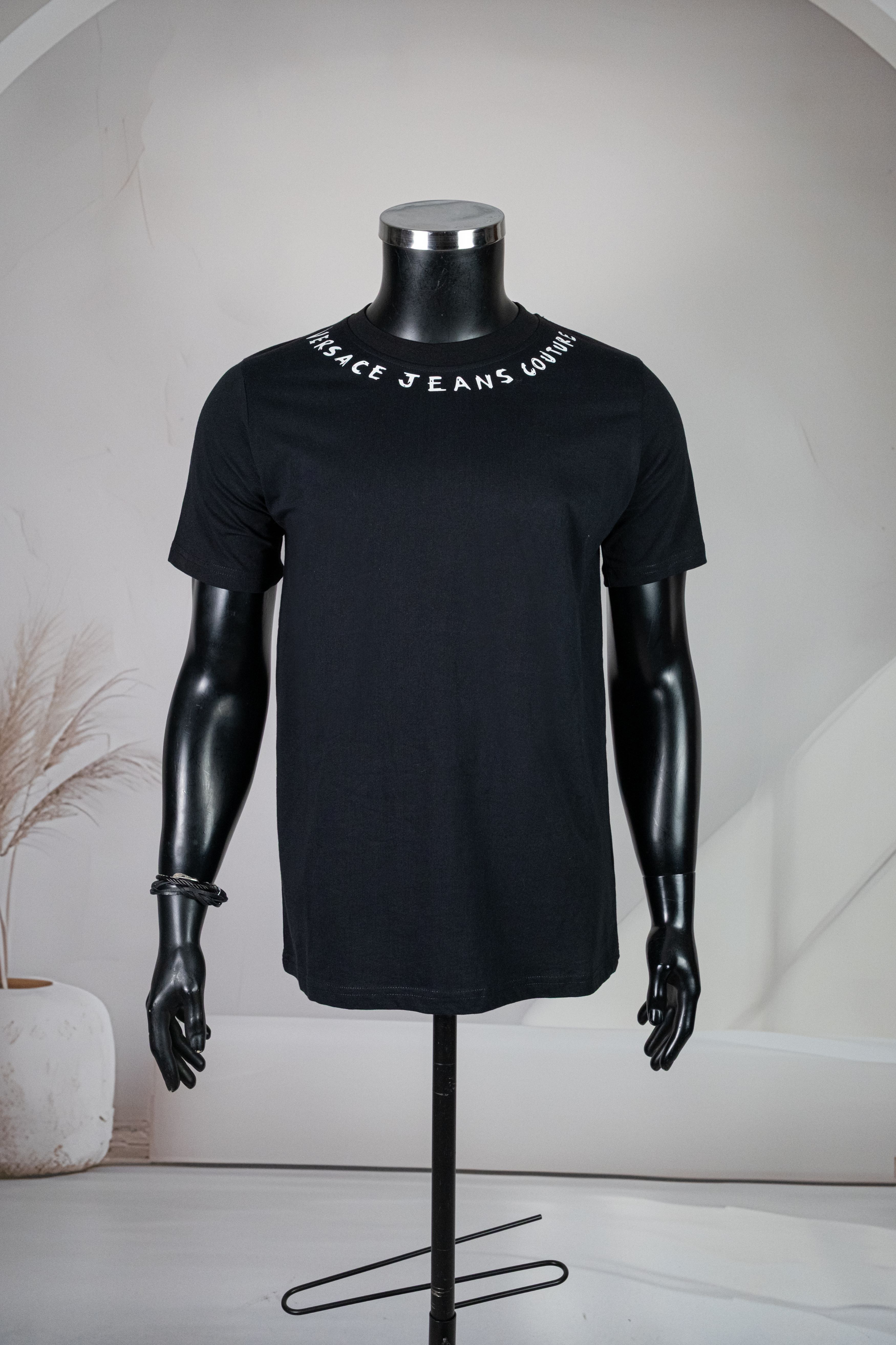 Versace Siyah Yuvarlak Yaka Yakada Marka Yazılı Tişört