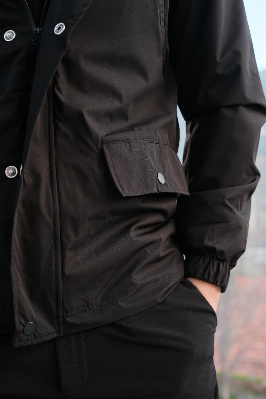 Kapşonlu Femuar Detaylı Mont-Siyah