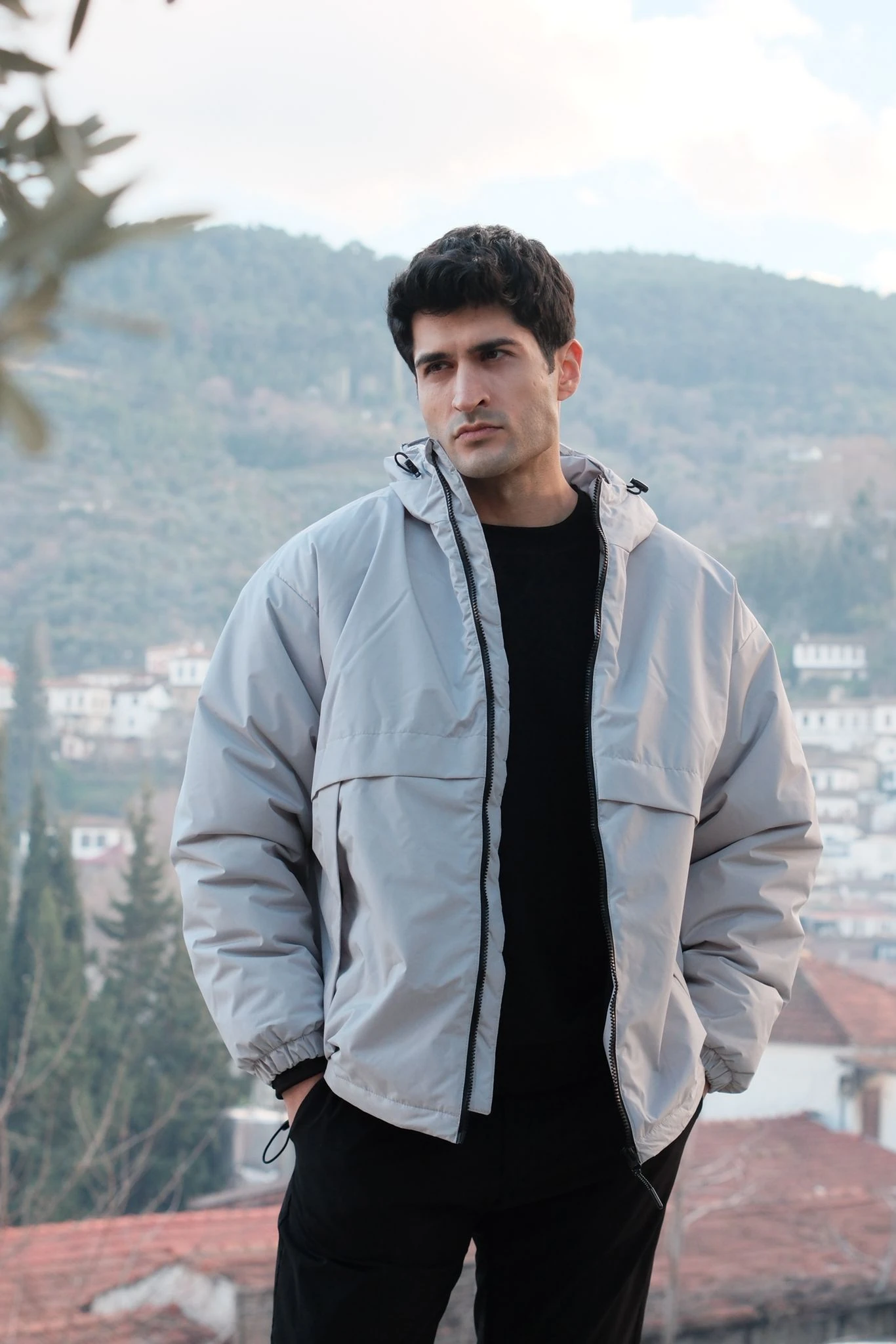 Kapşonlu Femuar Detaylı Mont-Gri