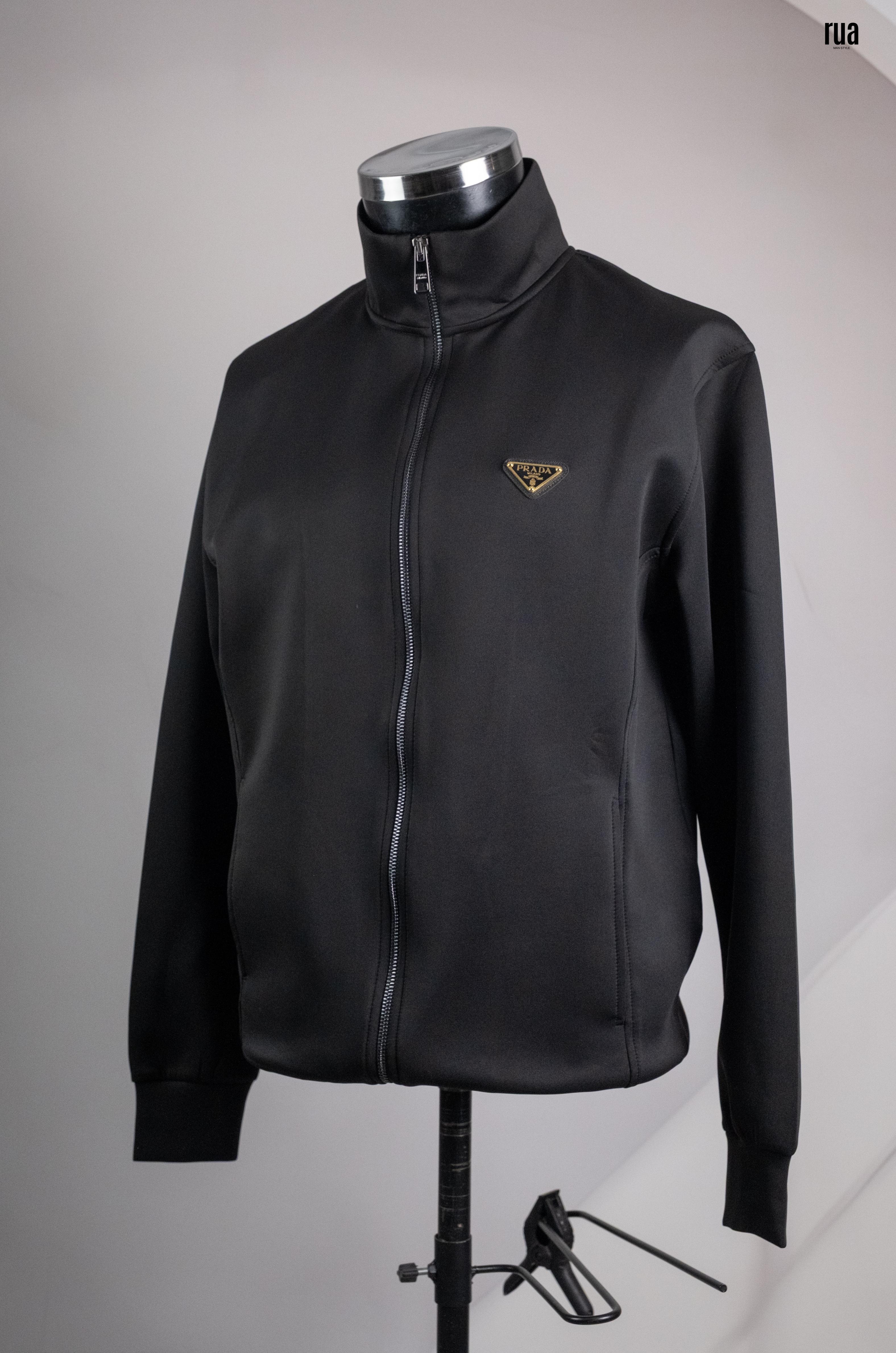 Prada Gold Logolu Eşofman Üsttü Siyah