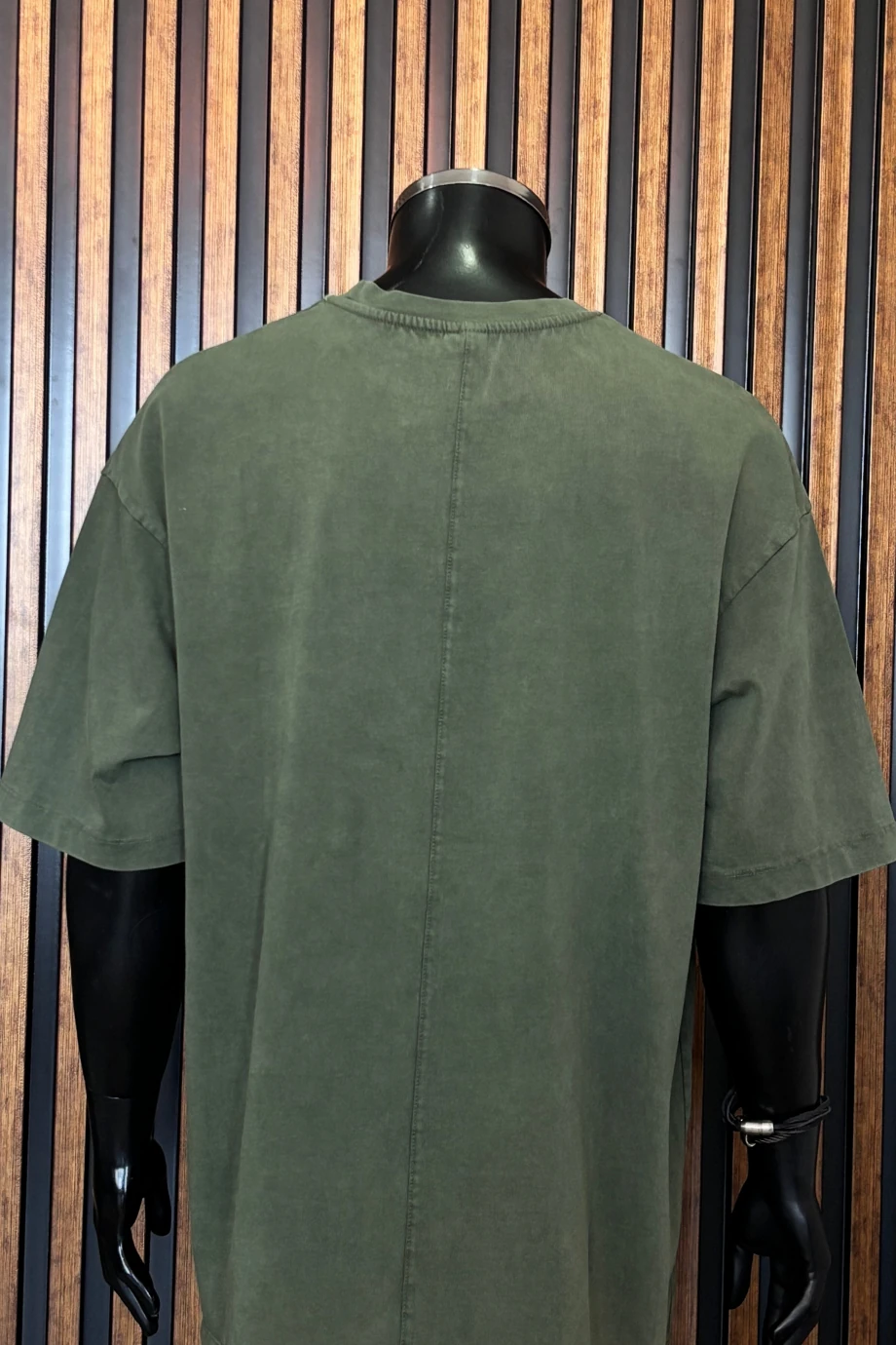 Yuvarlak Yaka Yikamali Tshi̇rt-Haki̇