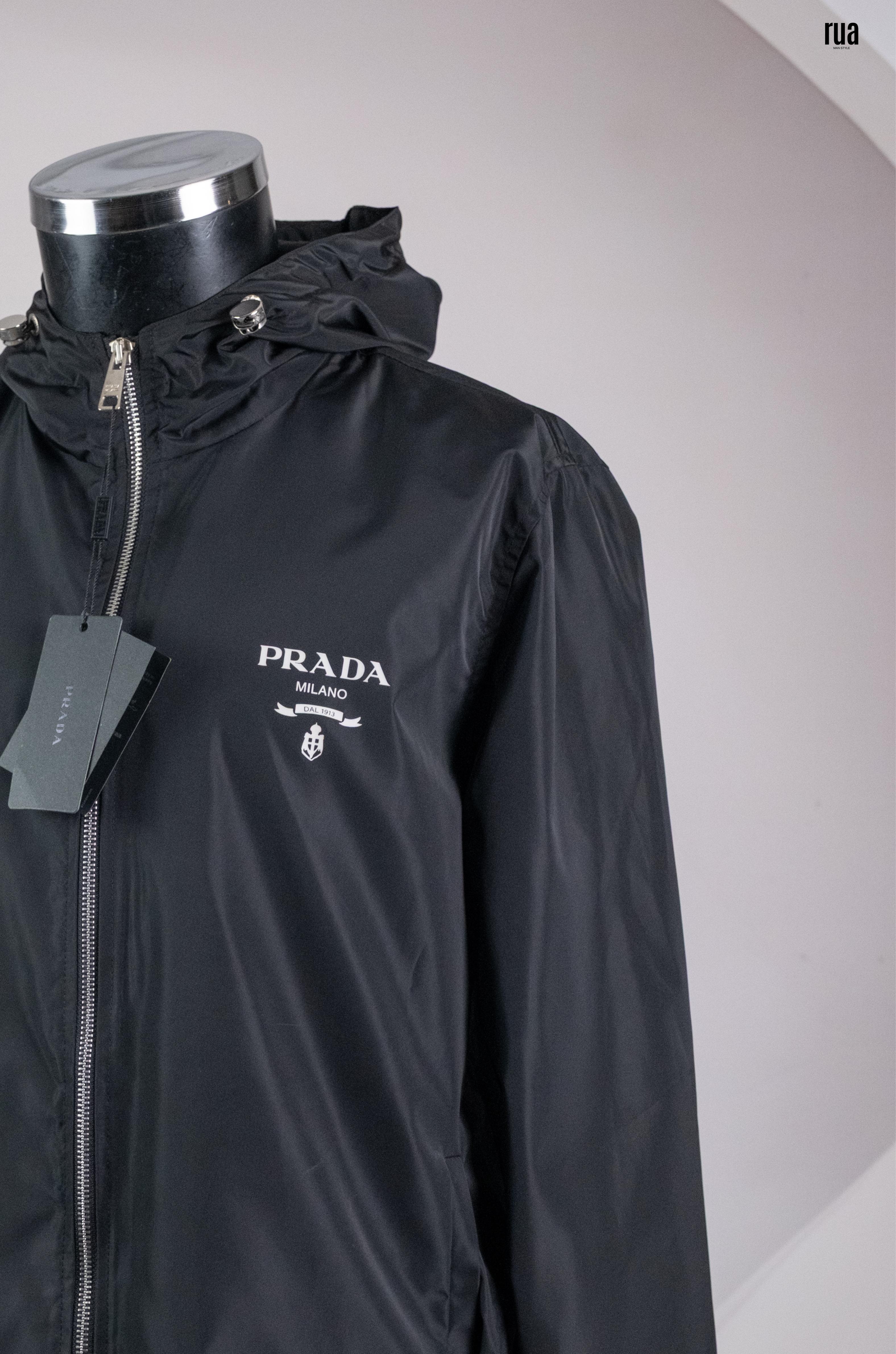 Prada Yağmurluk Siyah