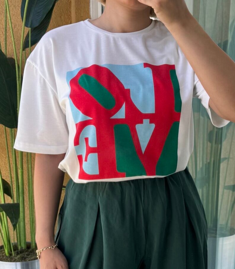 Love Yazılı Renkli Tshirt