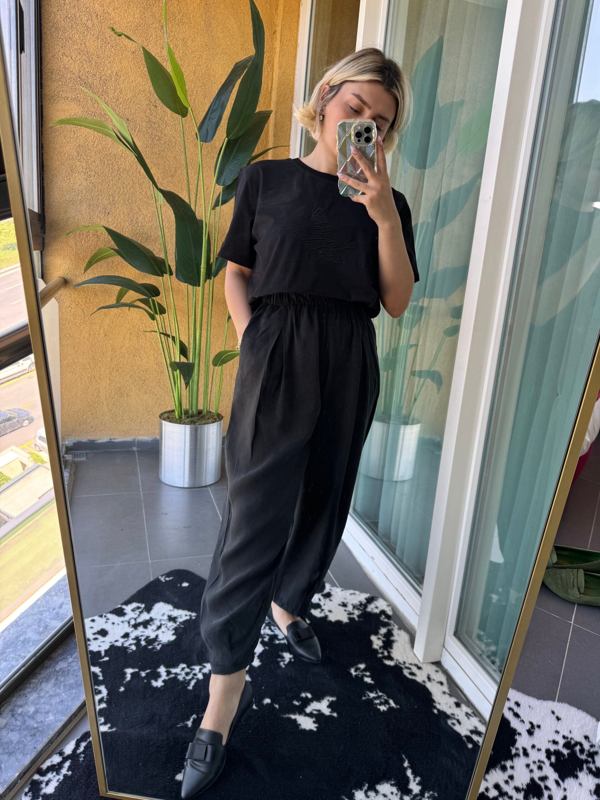 Tensel Kumaş Beli Lastikli Pileli Paça Pantolon