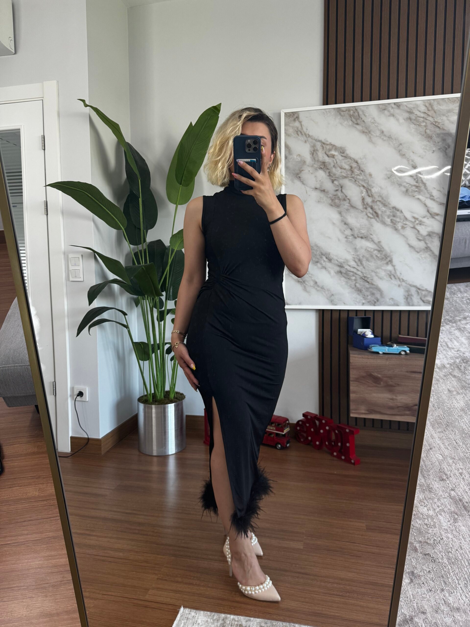 Fitilli Önü Büzgülü Elbise