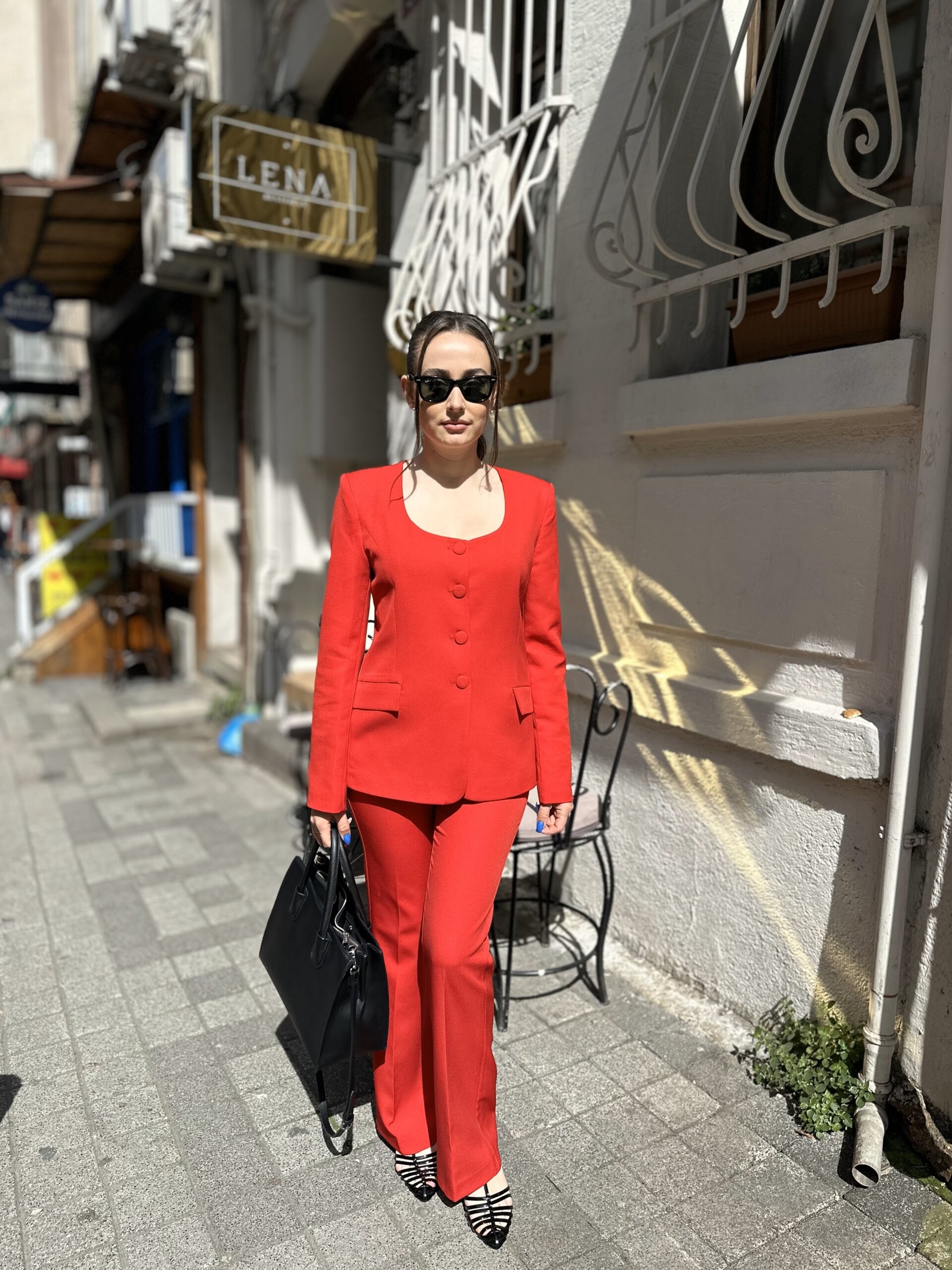 Yuvarlak Yaka Takım