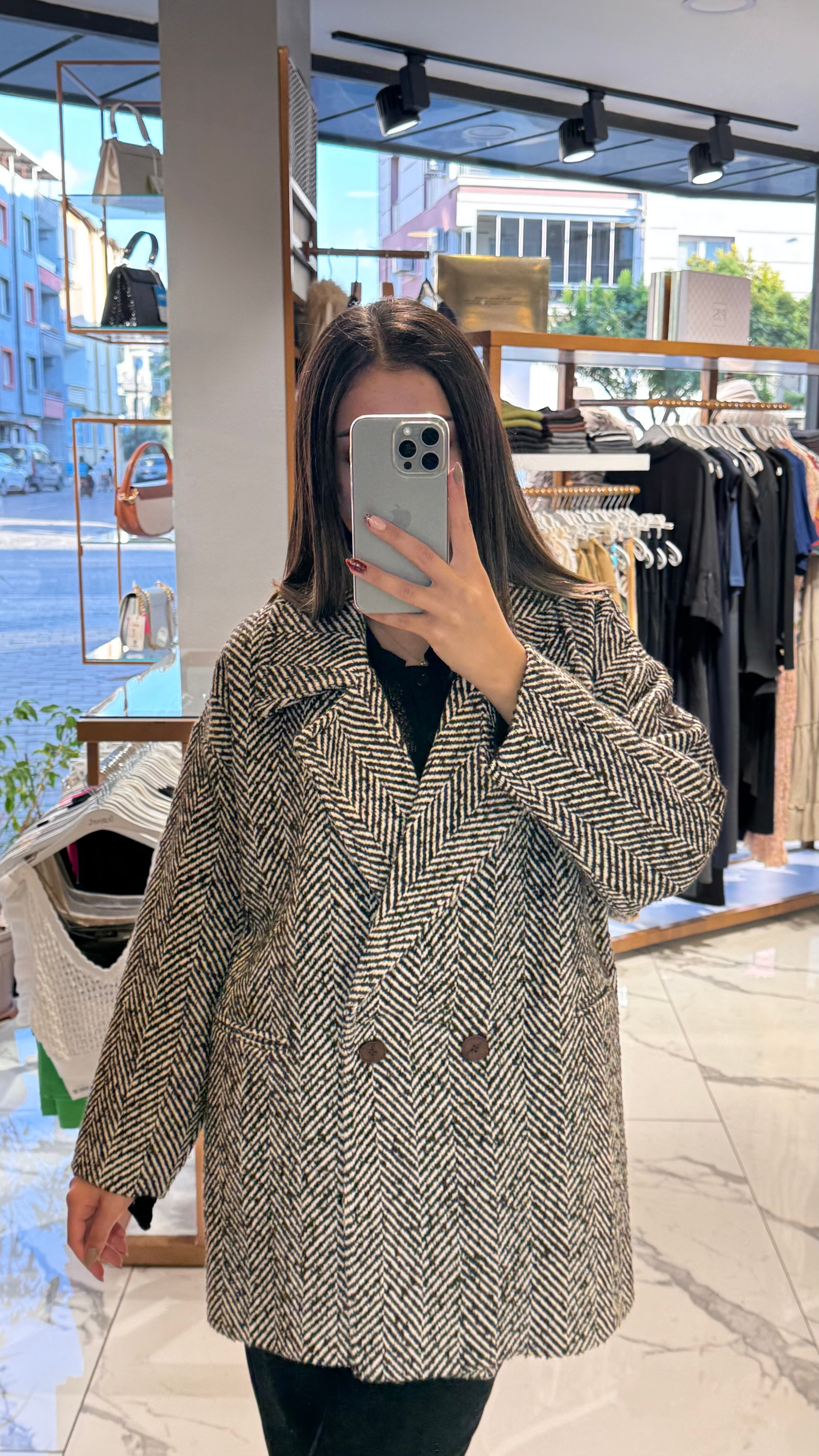 Kahve / Krem Kırçıllı Ara Boy Kaban 