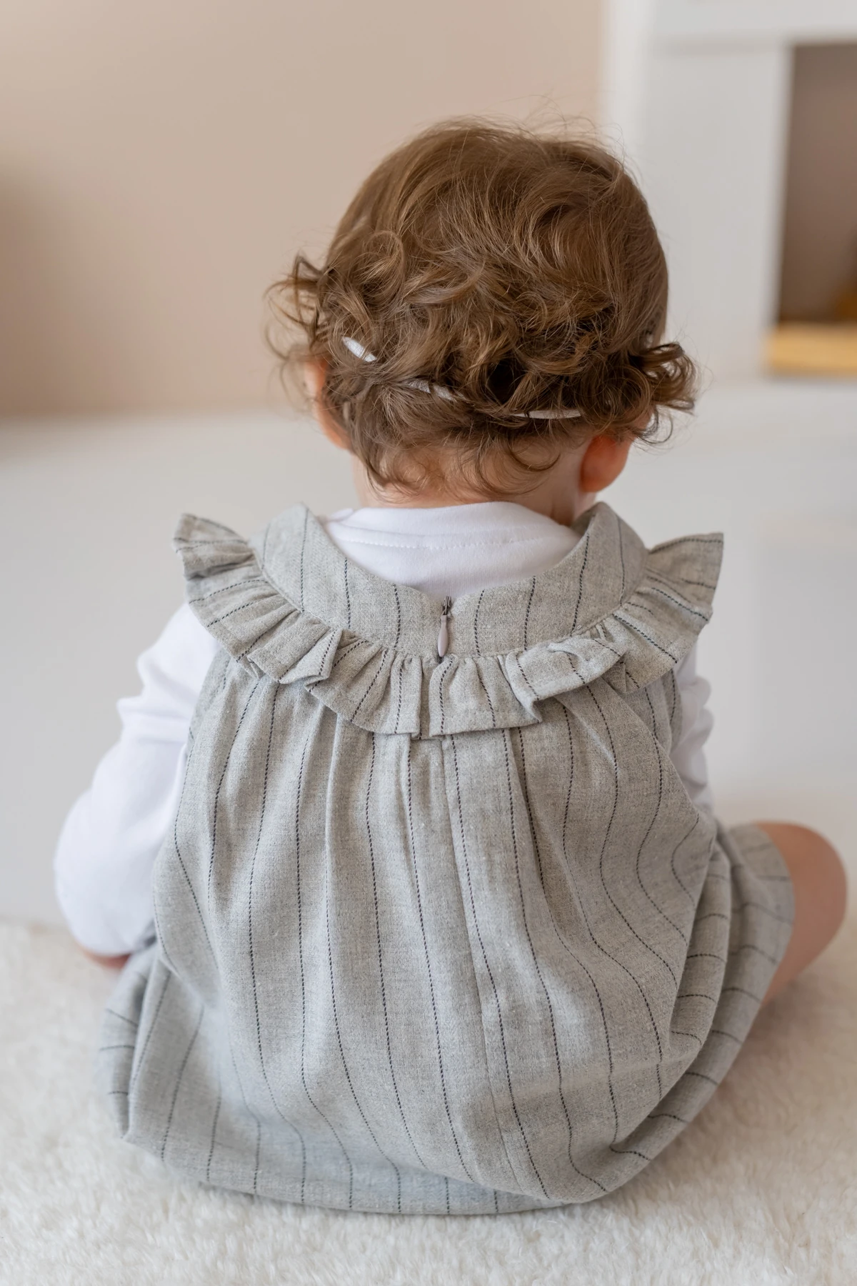 Kız Bebek Yakası Fırfırlı Elbise ve Bluz Takım 