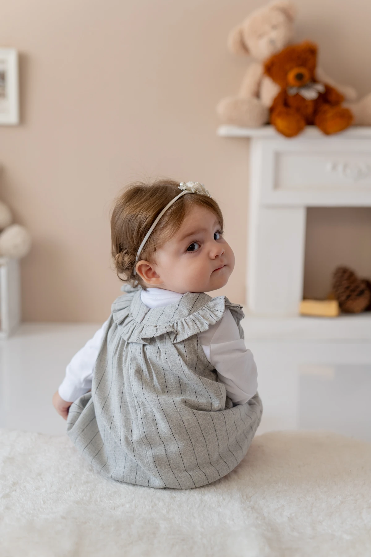 Kız Bebek Yakası Fırfırlı Elbise ve Bluz Takım 