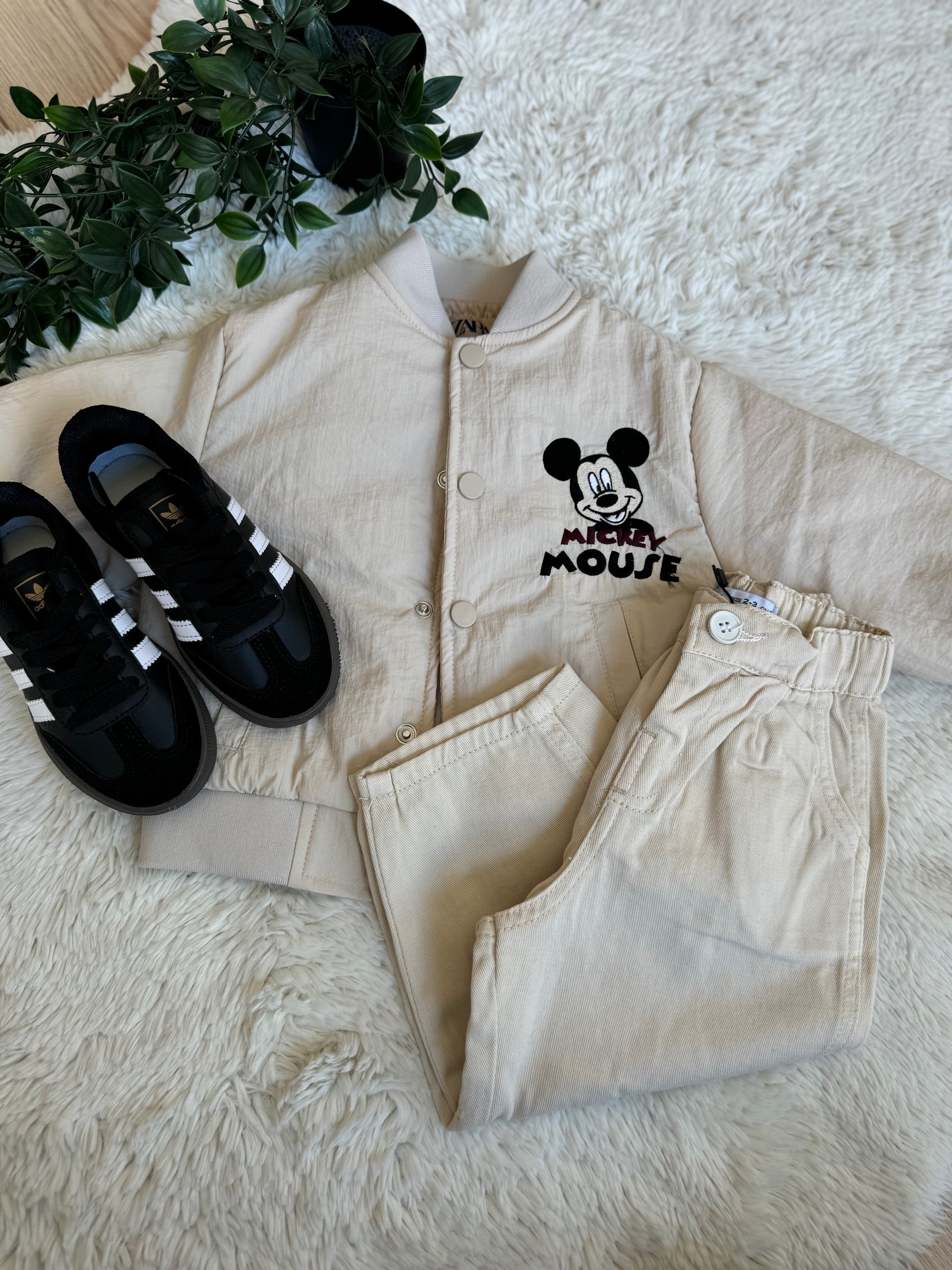 Krem Mickey Kolej Mont