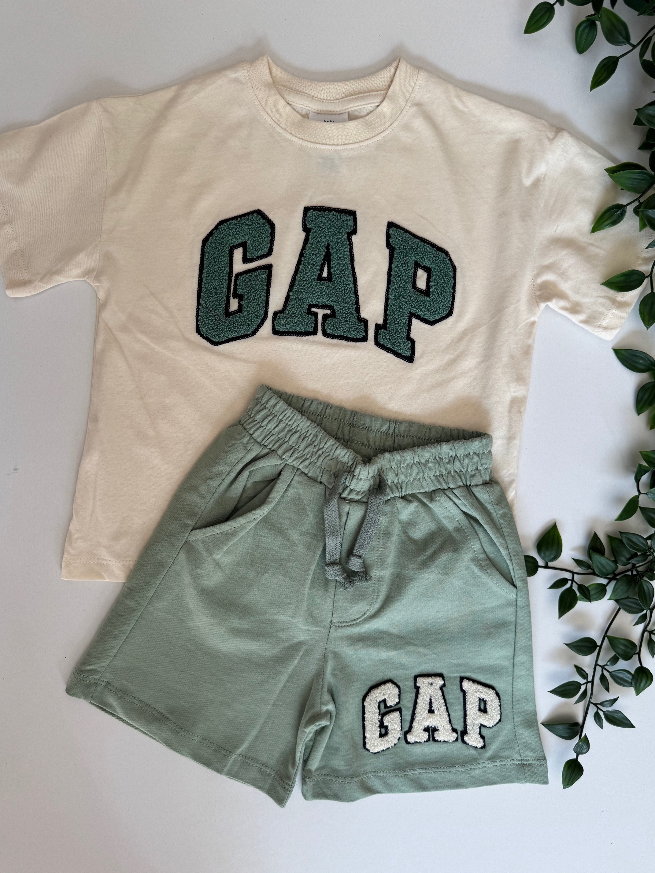 Yeşil Gap Şortlu Takım 