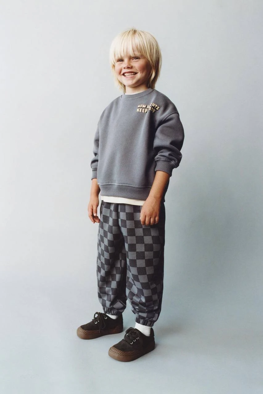 Antrasit Damalı Takım