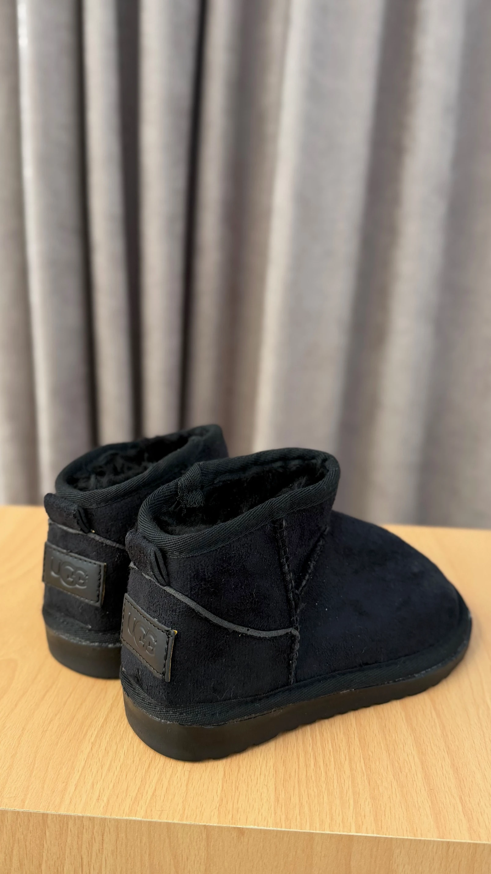 Tüylü Bot  - Siyah