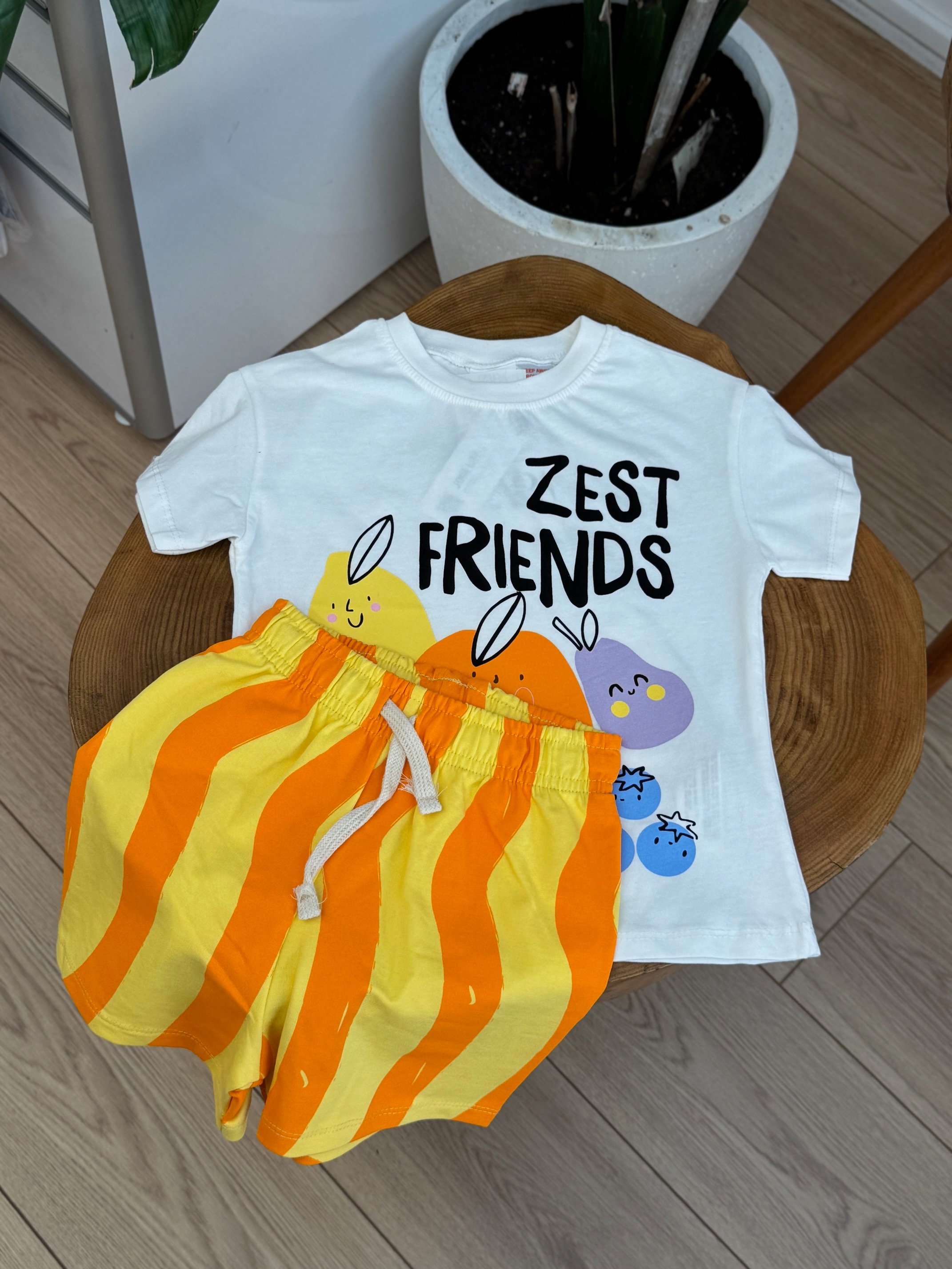 Zest Friends Şortlu Takım