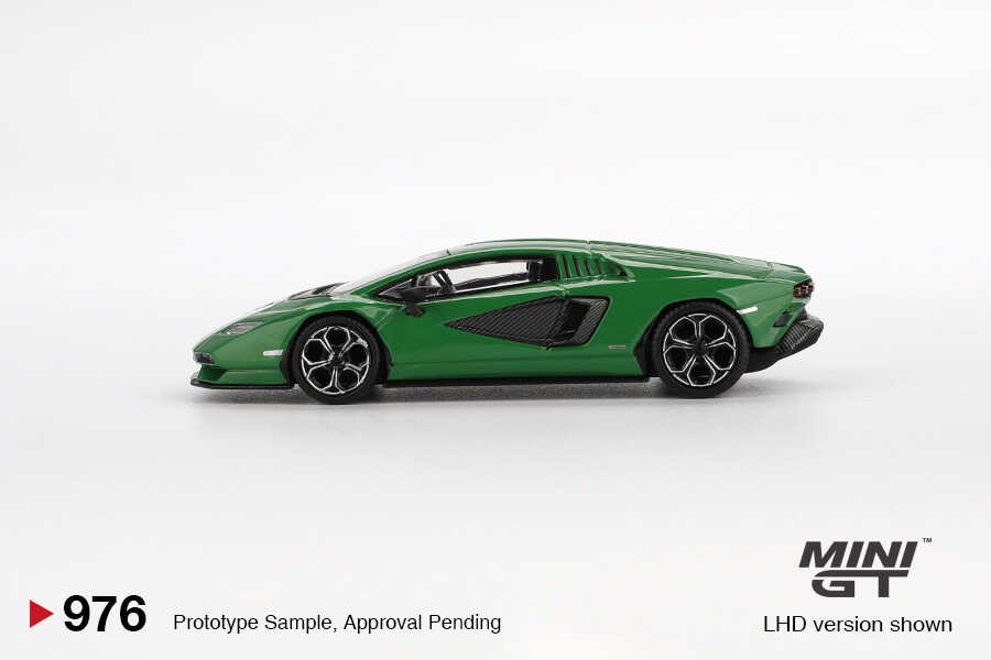 (ÖN SATIŞ) Mini GT 1/64 Lamborghini Countach LPI 800-4 Verde Medio MGT00976