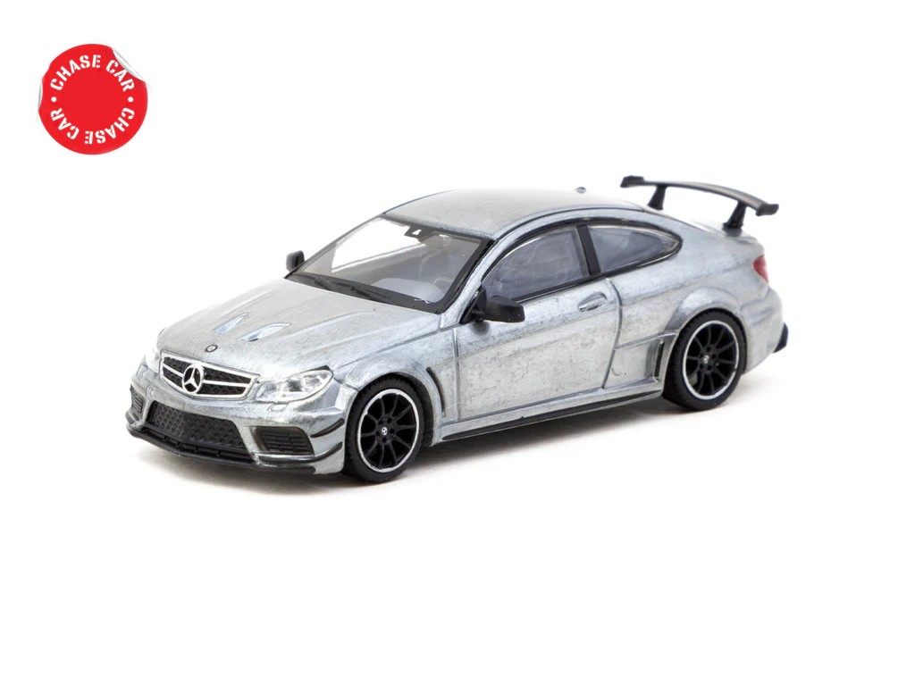 Tarmac Works 1/64 Mercedes-Benz C 63 AMG Coupé Black Series Matte Black - GLOBAL64 T64G-009-MB