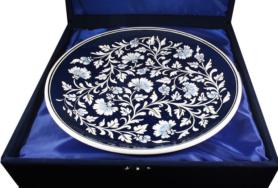 Hand-Painted Turkish Ceramic Dinner Plates - Perfect for Dining and Decor