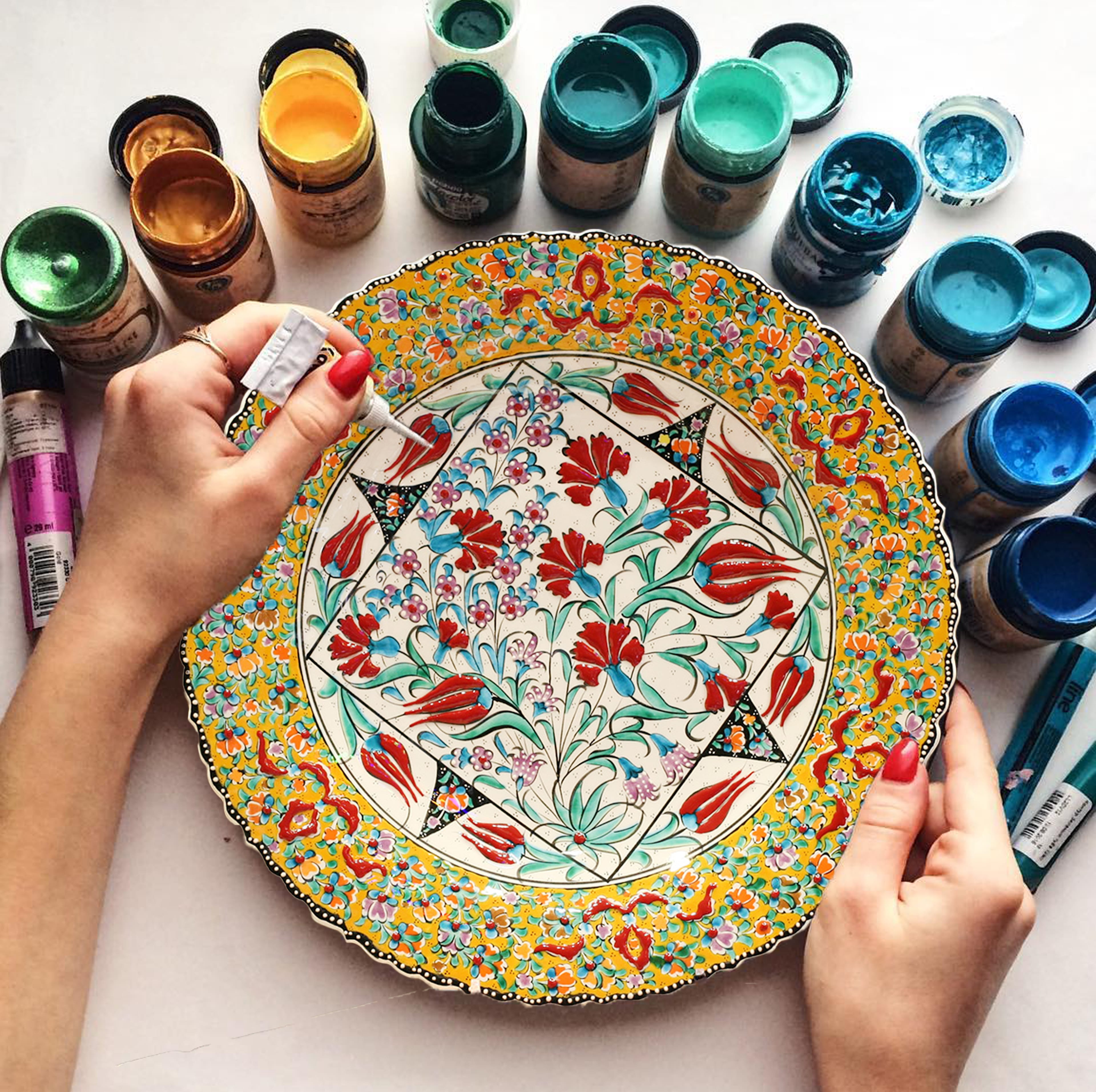 Hand-Painted Turkish Ceramic Dinner Plates - Perfect for Dining and Decor