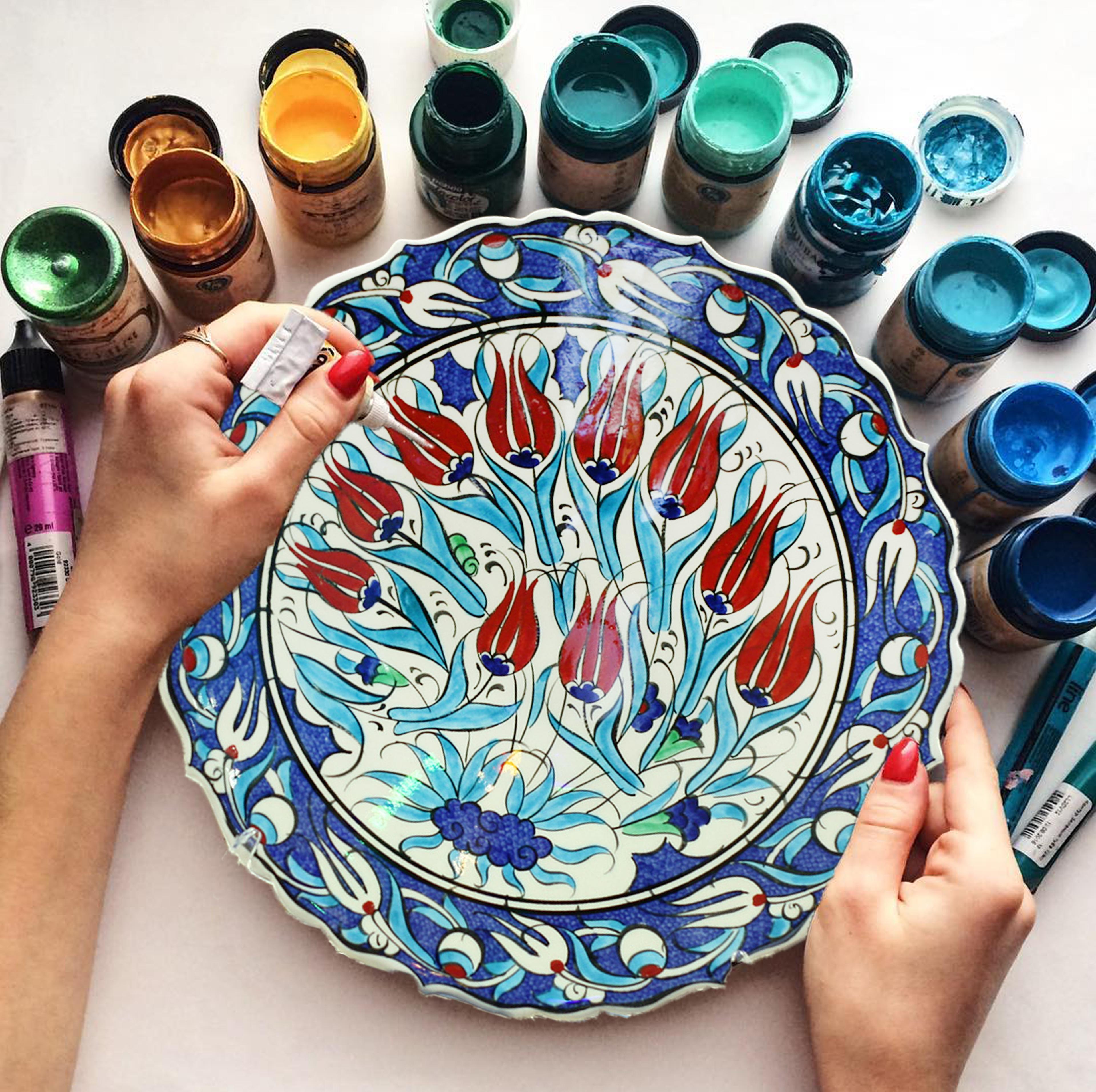 Hand-Painted Turkish Ceramic Dinner Plates - Perfect for Dining and Decor