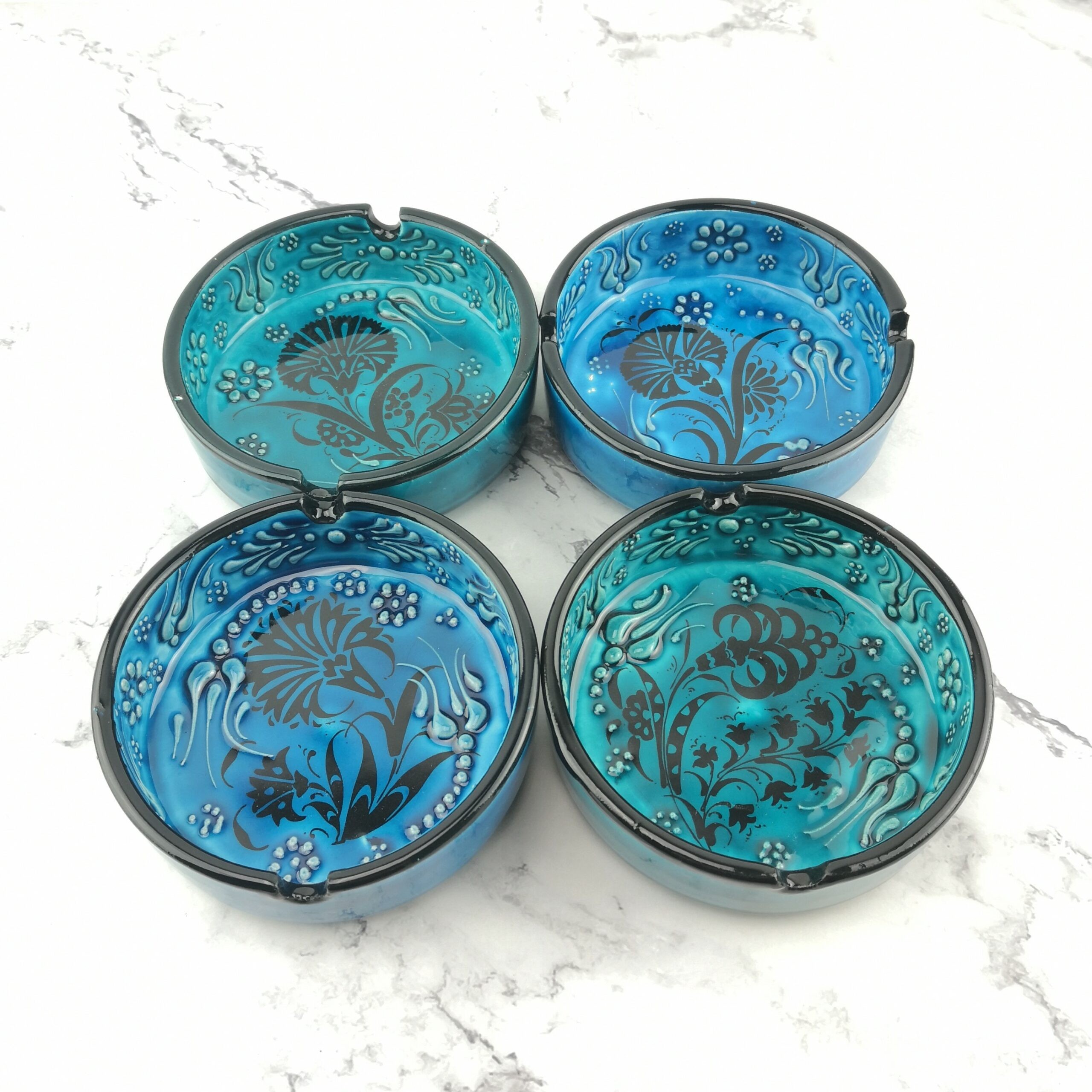 Hand-Painted Ceramic Ashtrays – Perfect for Cigarettes, Guests, and Elegant Decor