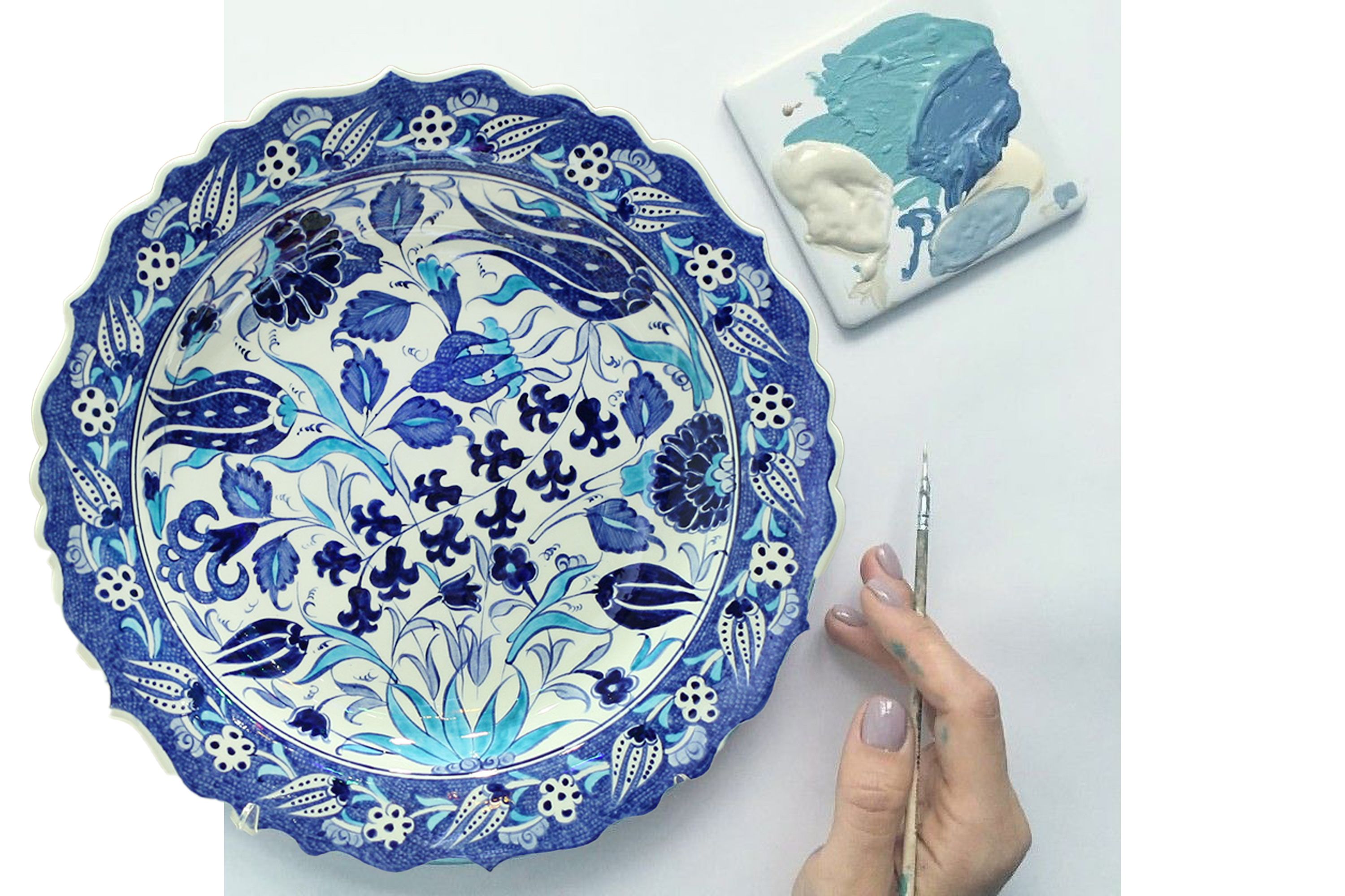 Hand-Painted Turkish Ceramic Dinner Plates - Perfect for Dining and Decor