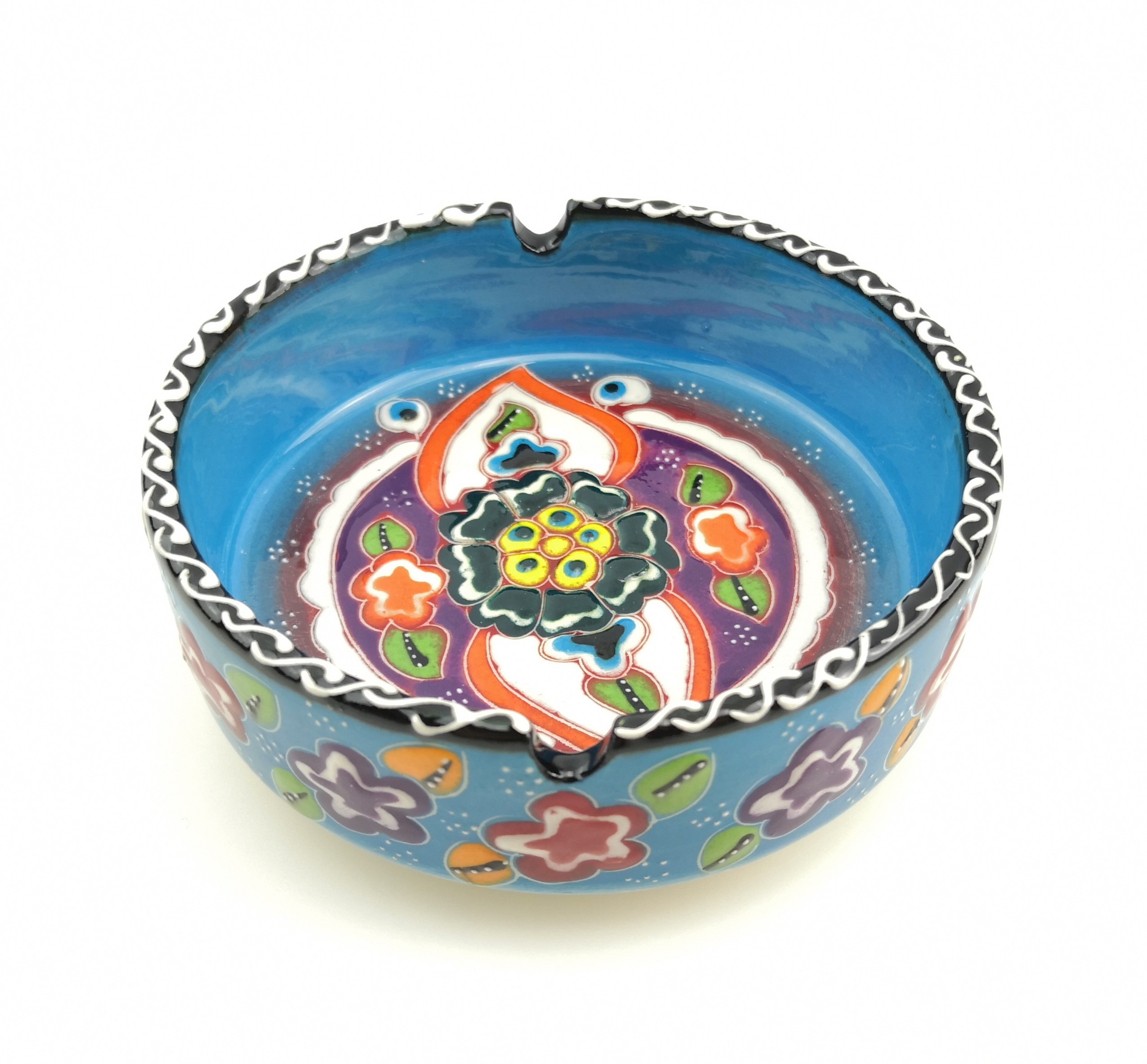 Elegant Hand-Painted Ceramic Ashtray with Embossed Floral Patterns