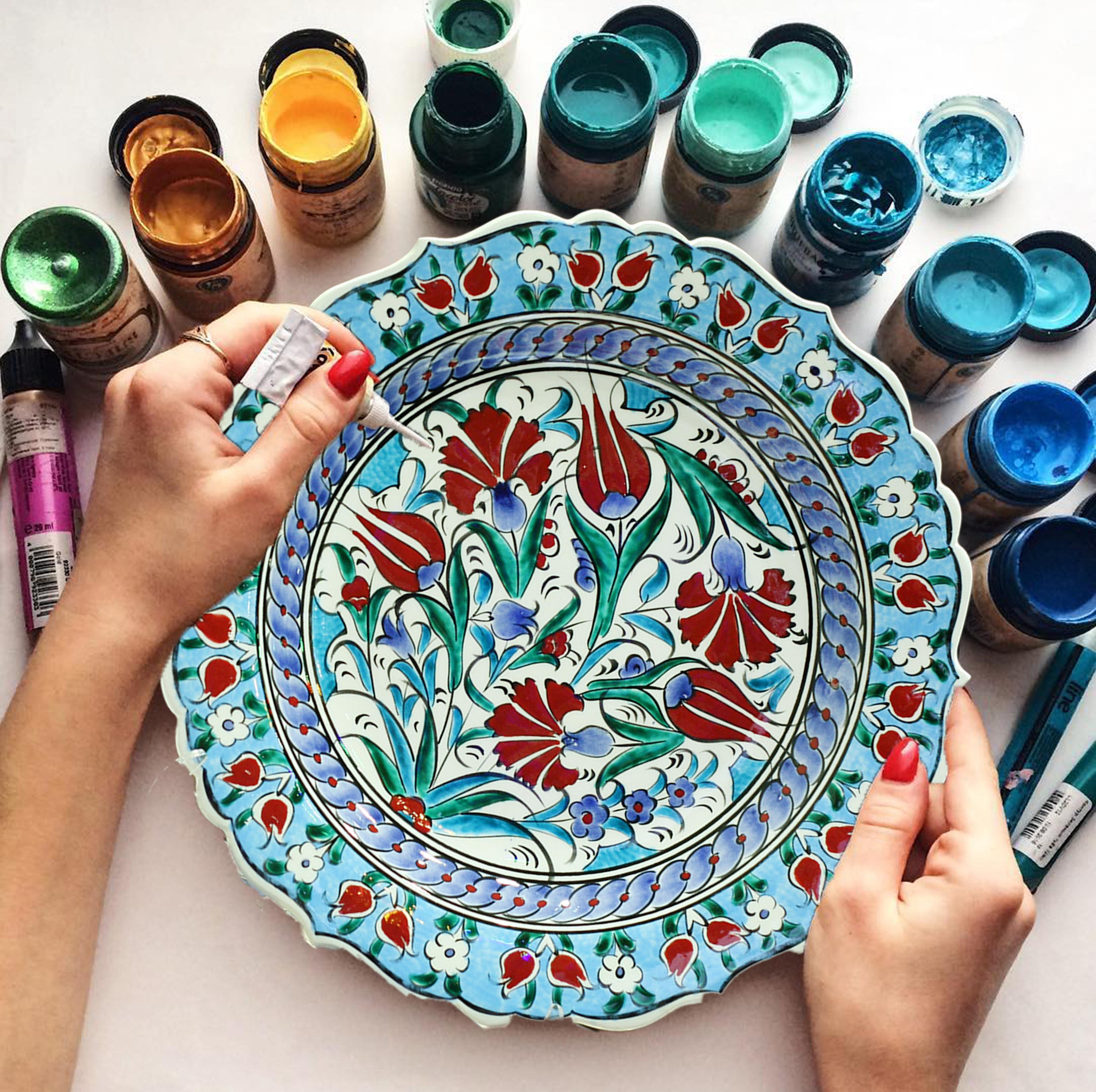 Hand-Painted Turkish Ceramic Dinner Plates - Perfect for Dining and Decor